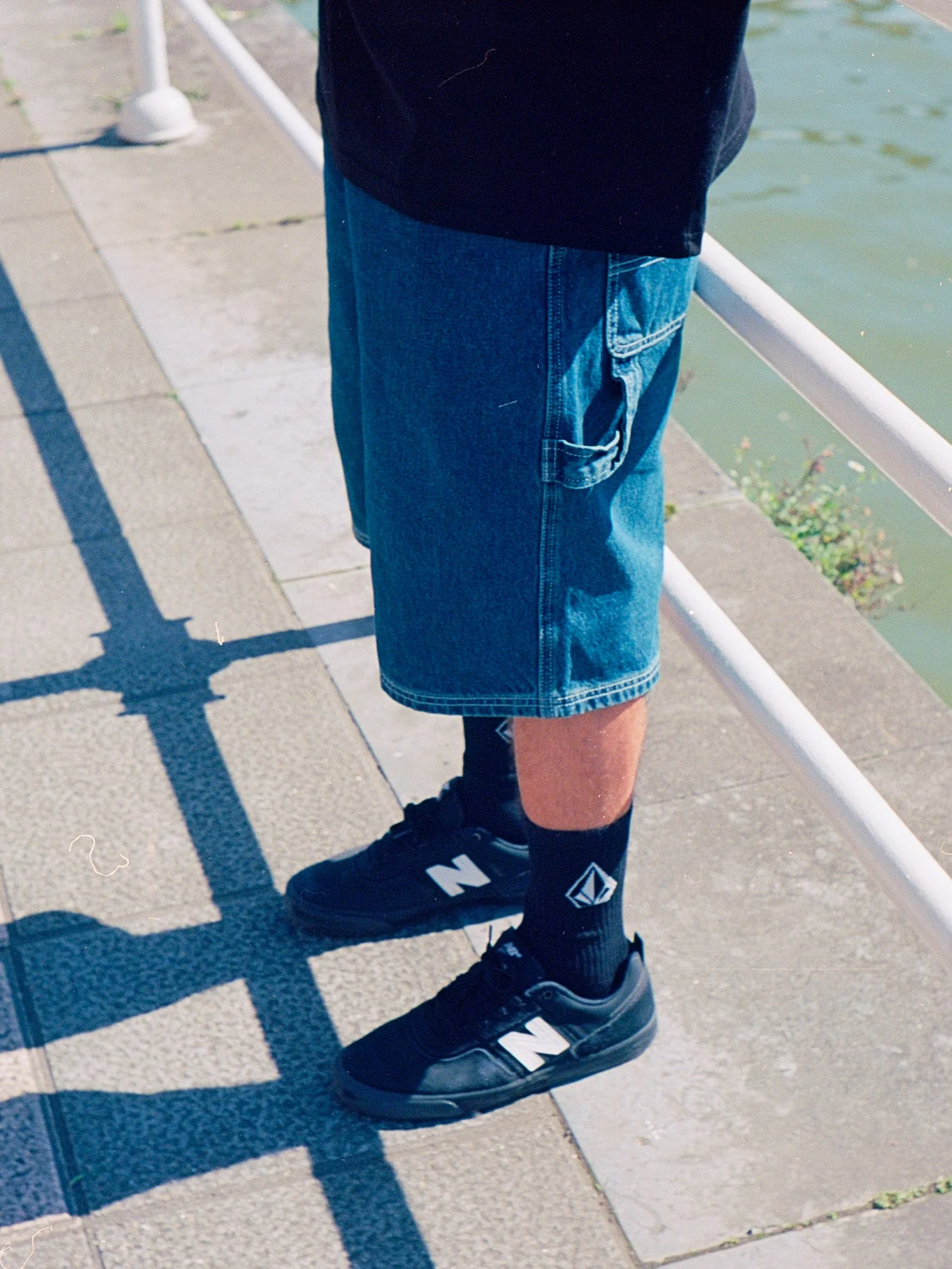Labored Denim Utility Short - INDIGO RIDGE WASH - Image 3