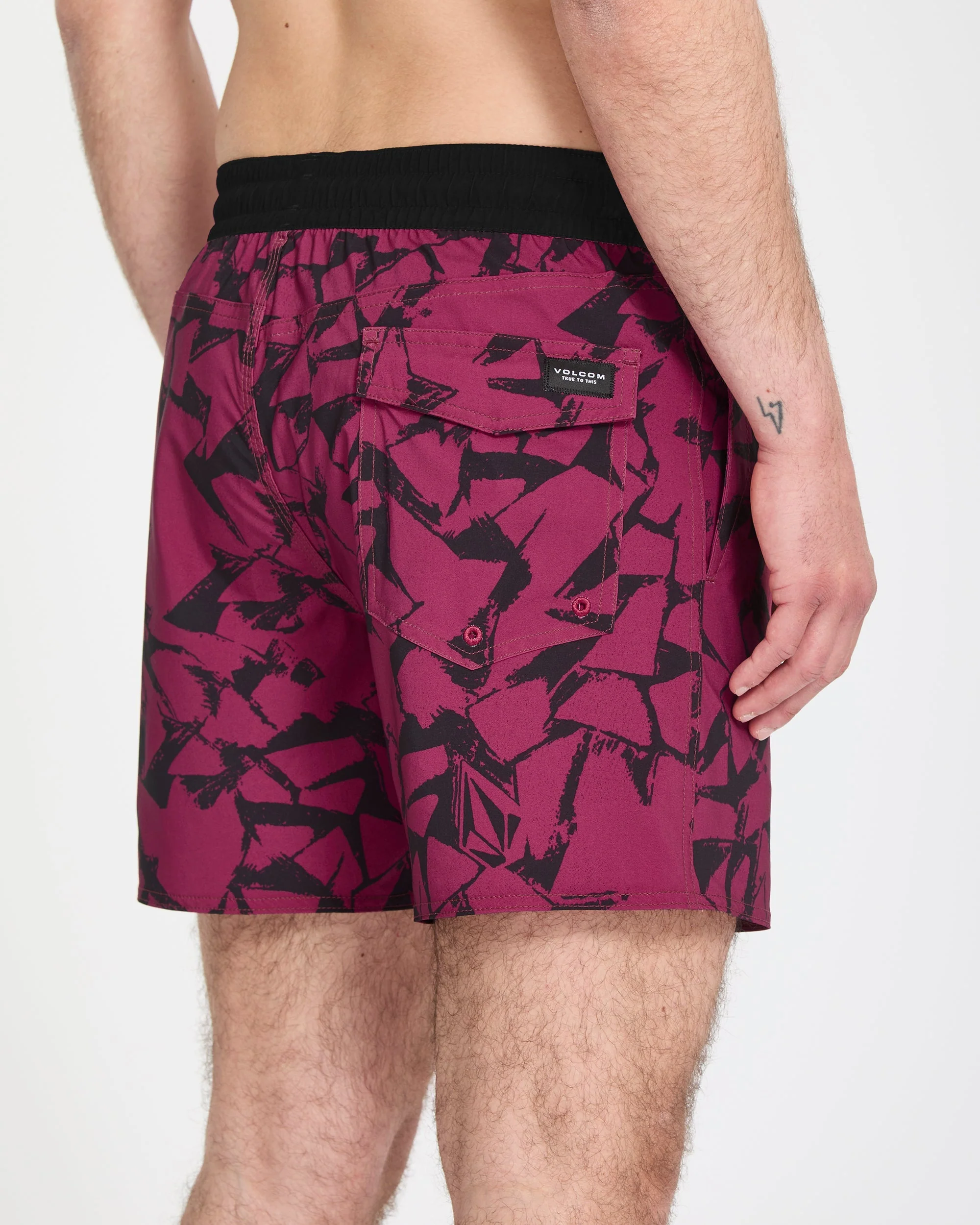 Lido Print Trunk 16" Boardshort - Sangria - Image 5