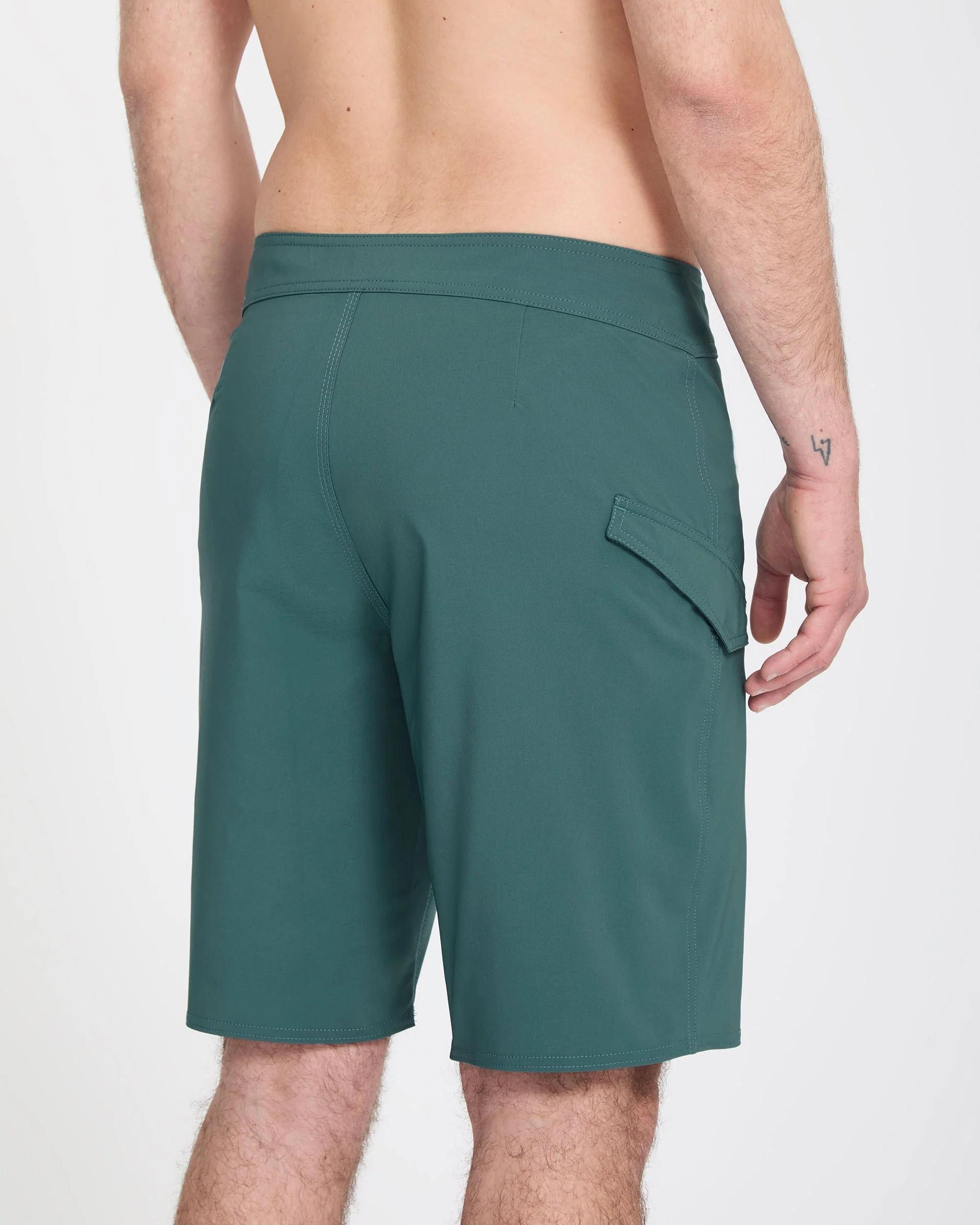 Lido Solid Mod 20" Boardshort - Rifle Green - Image 5