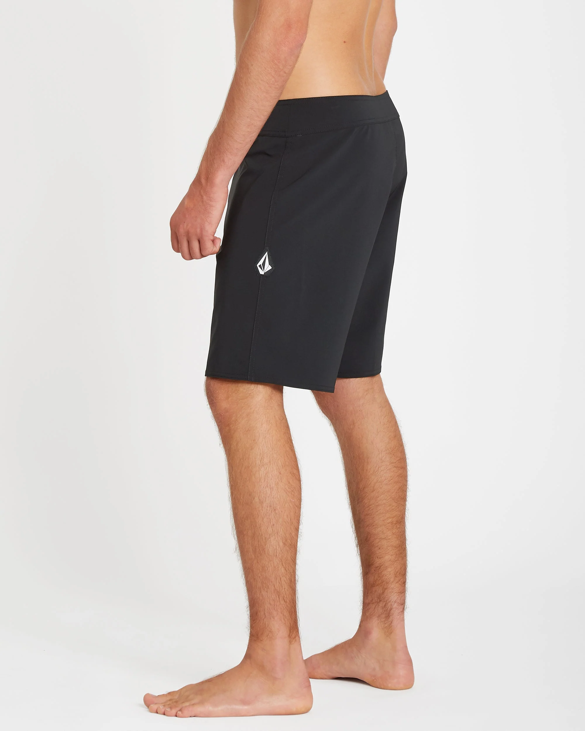 Lido Solid Mod 18" Boardshort - Black - Image 3