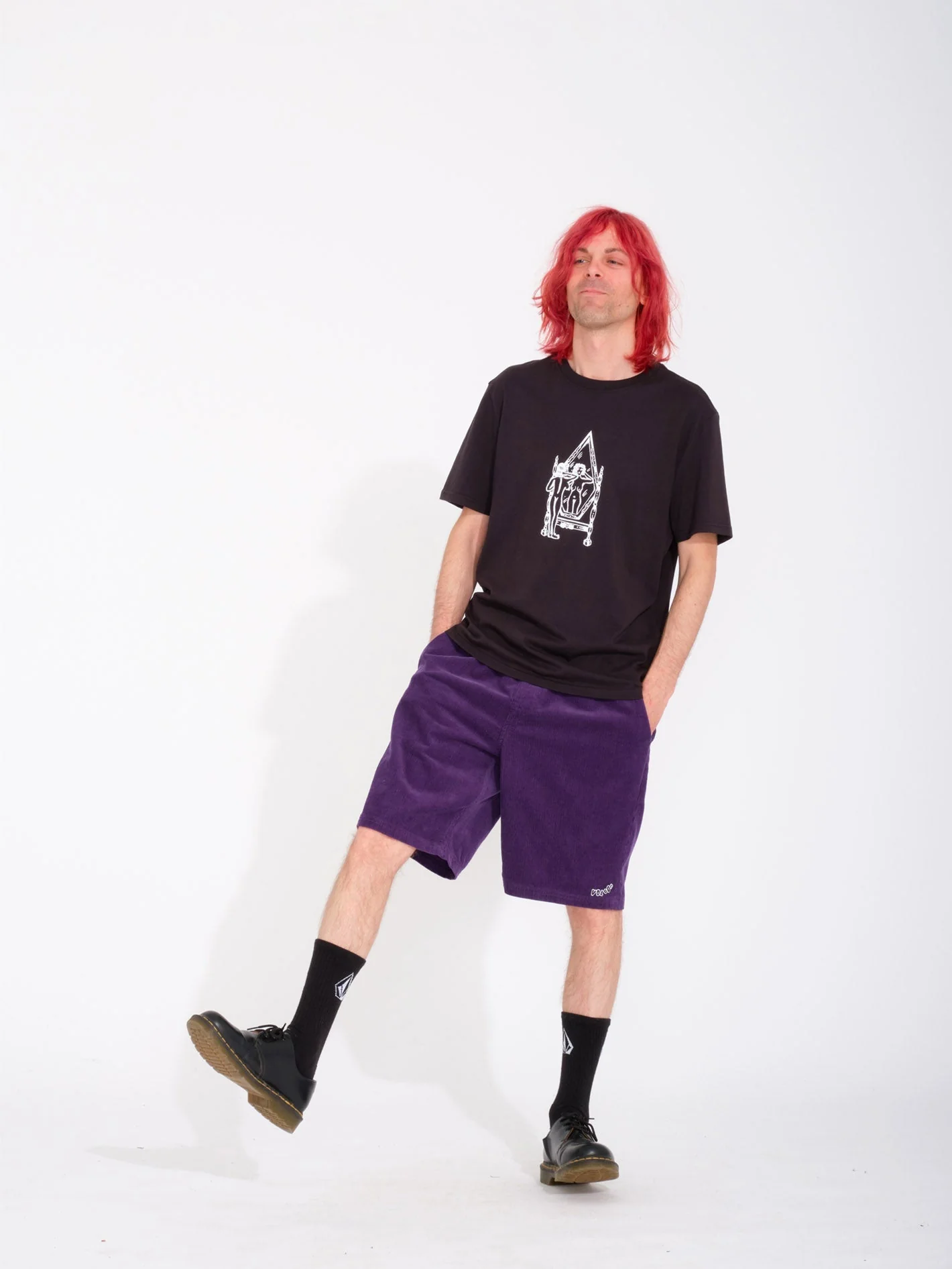 Lintell Mirror T-shirt - BLACK - Image 4