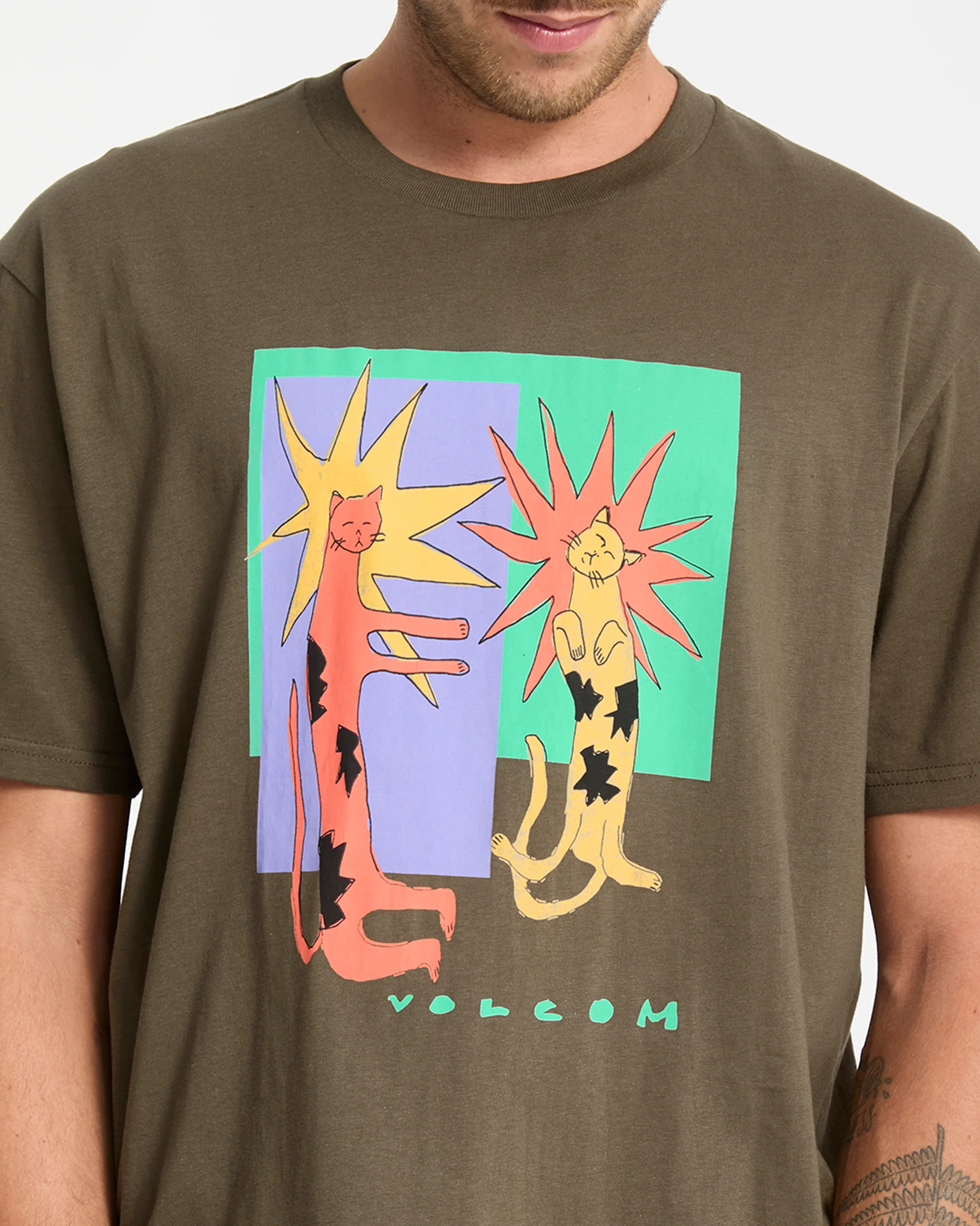 Longo Cats T-Shirt - Sage Leaf - Image 5
