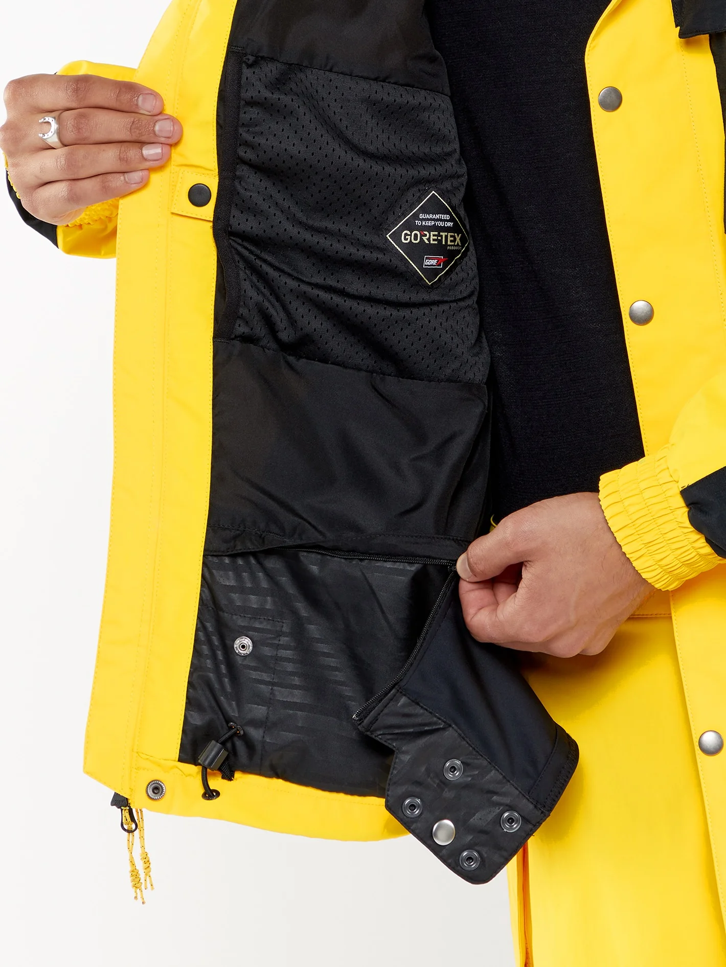 Longo Gore-Tex Jacket - BRIGHT YELLOW - Image 8