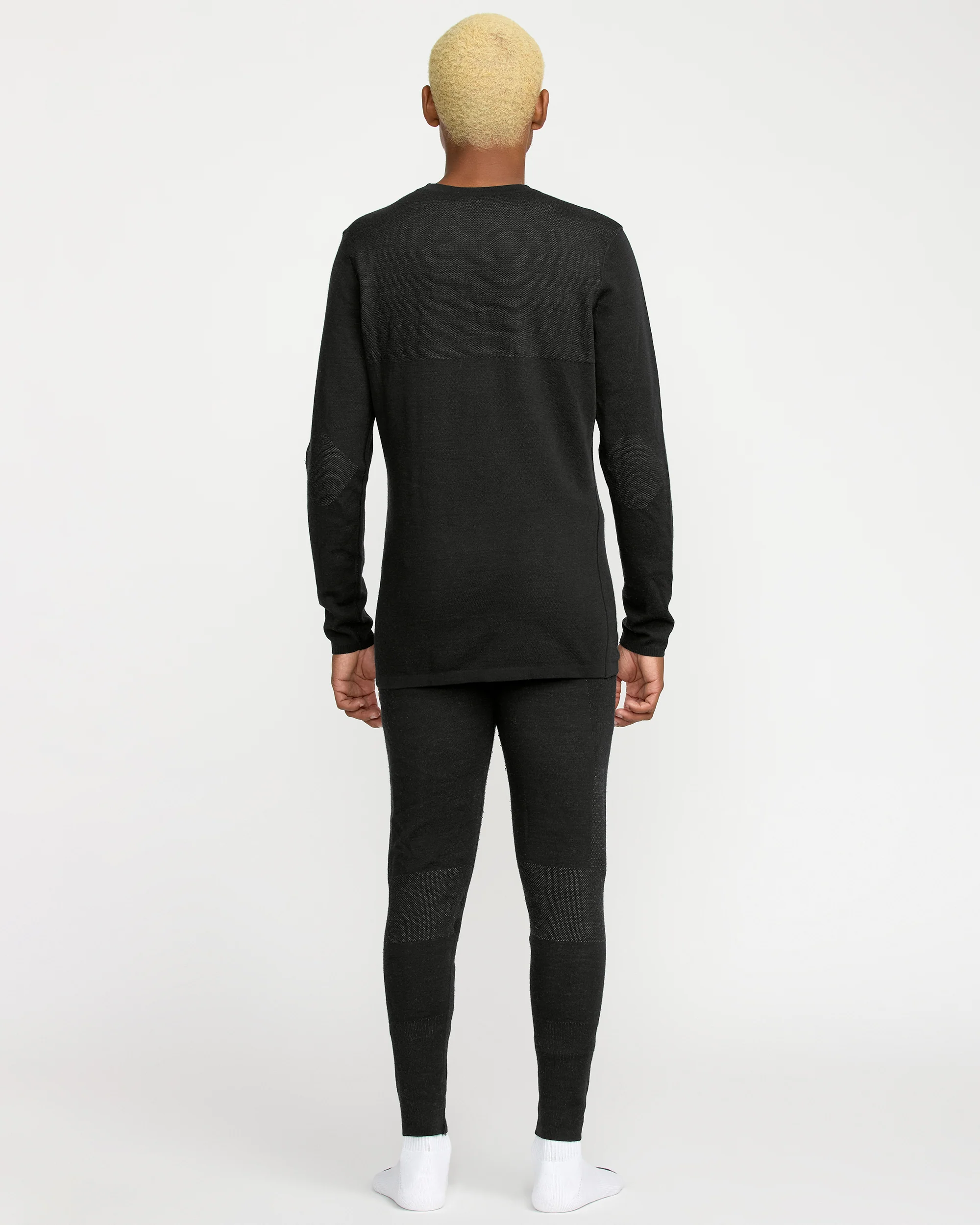 M Engineered Base Layer Top - Black - Image 3