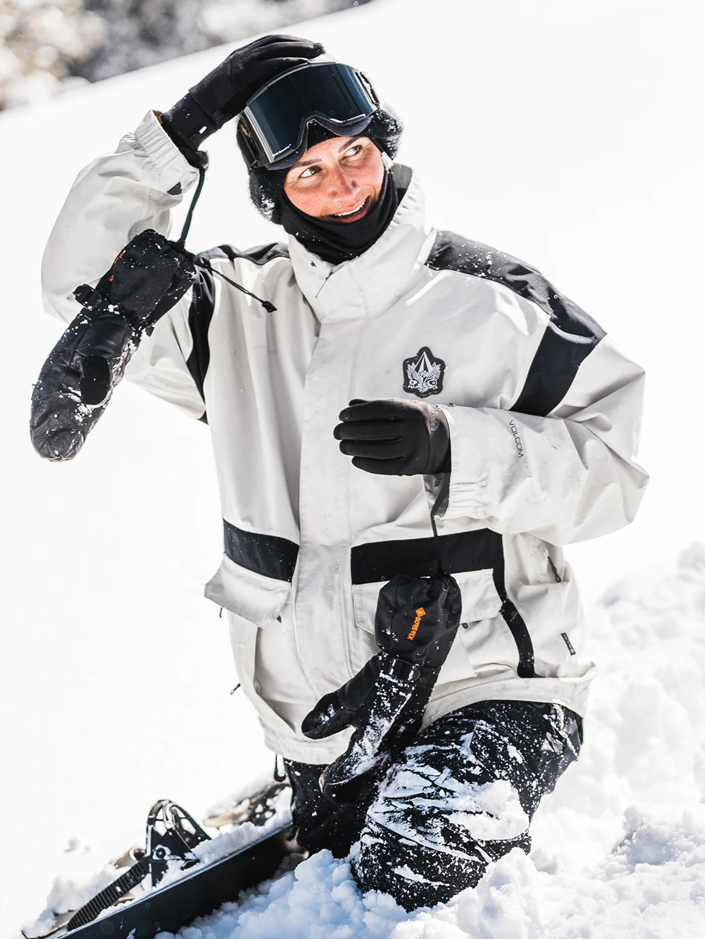 Melancon Gore-Tex Jacket - Off White (Unisex) - Image 4
