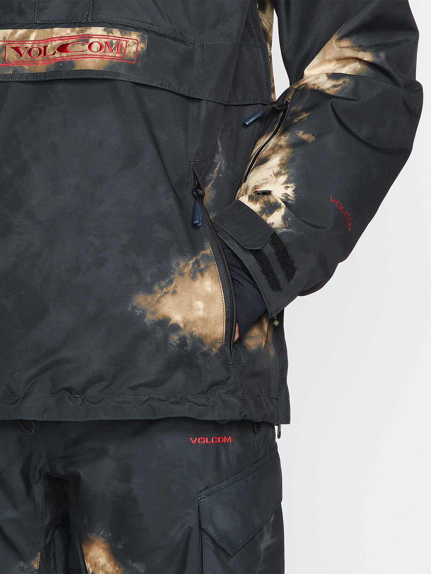 Melo Gore-Tex Pullover Jacket - Bleach Black - Image 10