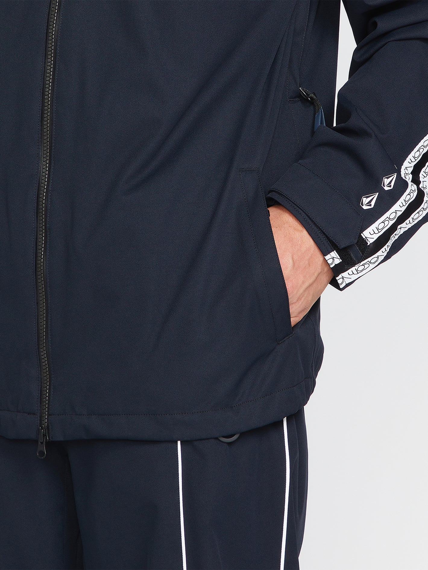 Nightbreaker Jacket - Black - Image 17
