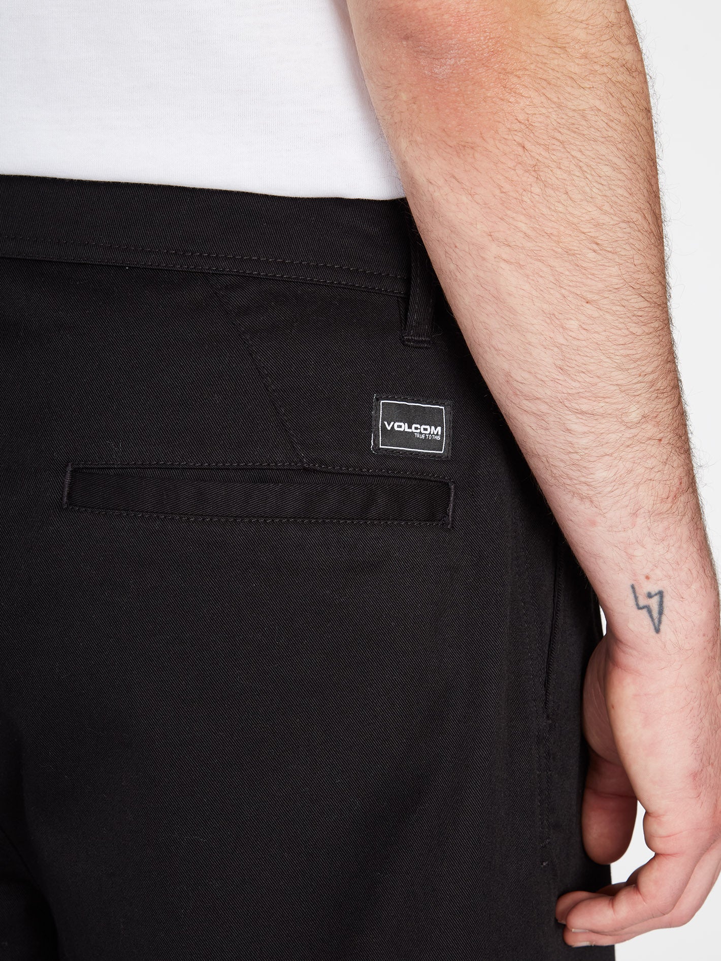 Pleated Chino Trousers - BLACK - Image 6