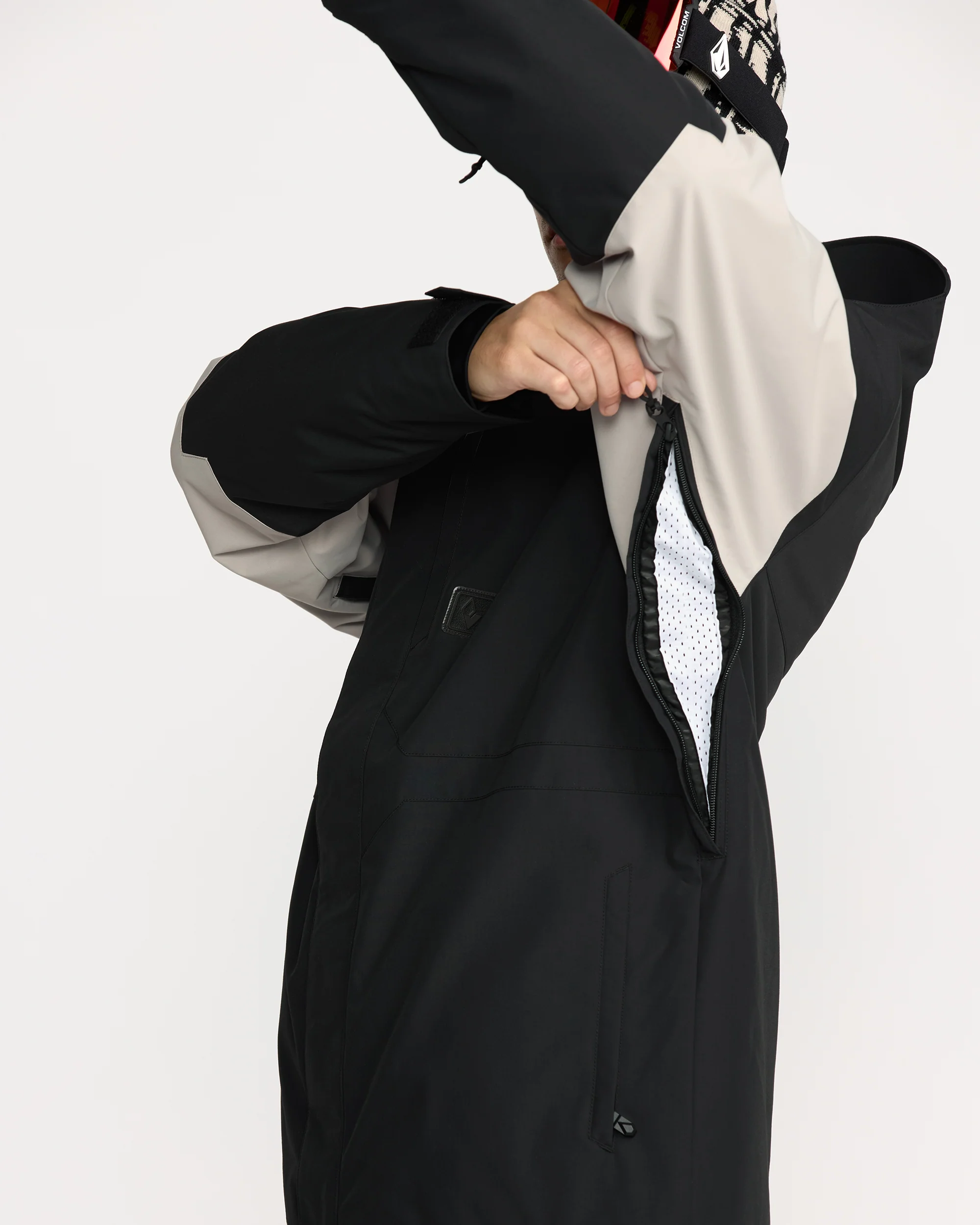Primry Jacket - Black - Image 6
