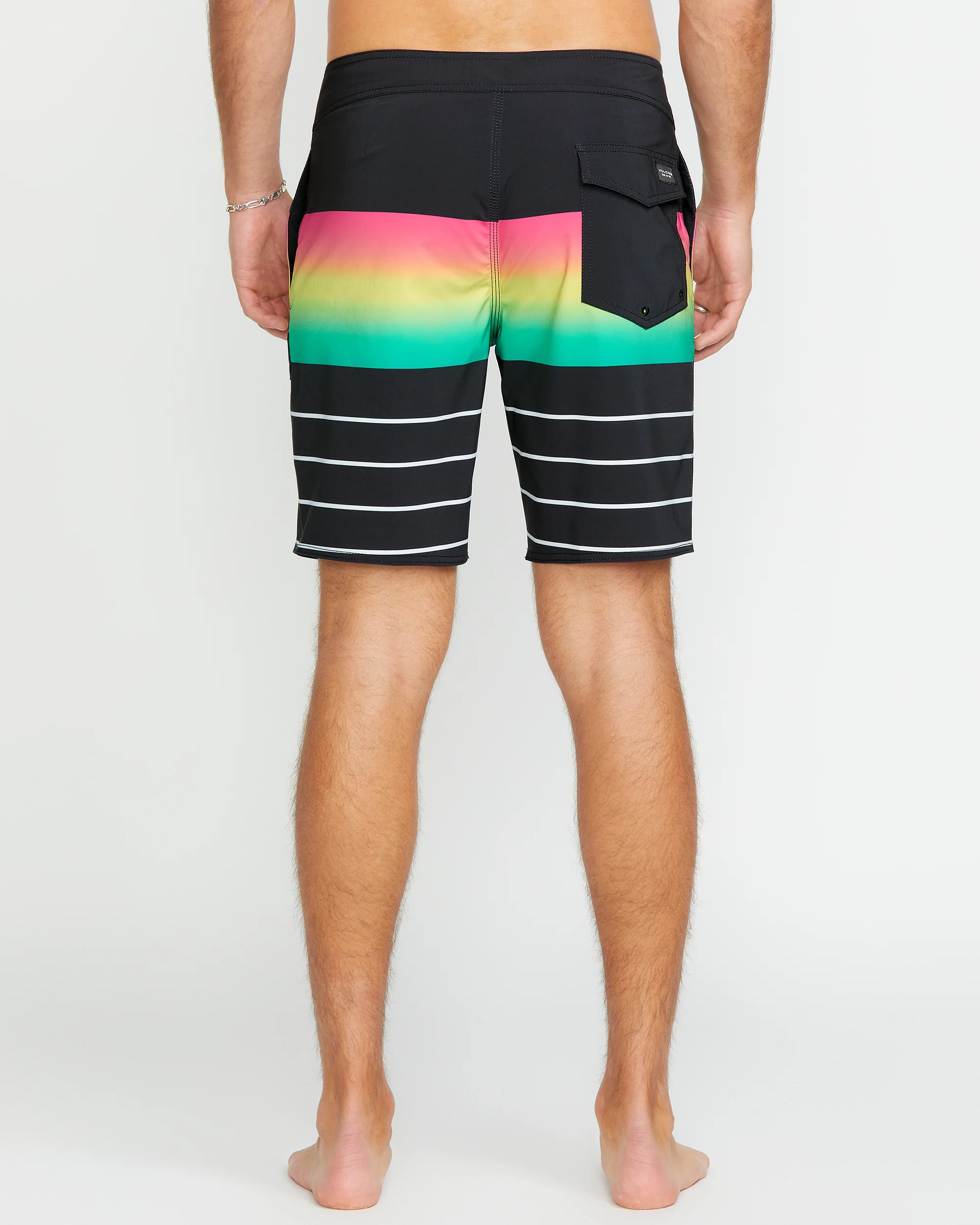 Quarta Fade Mod 19" Boardshort - NEW BLACK - Image 2