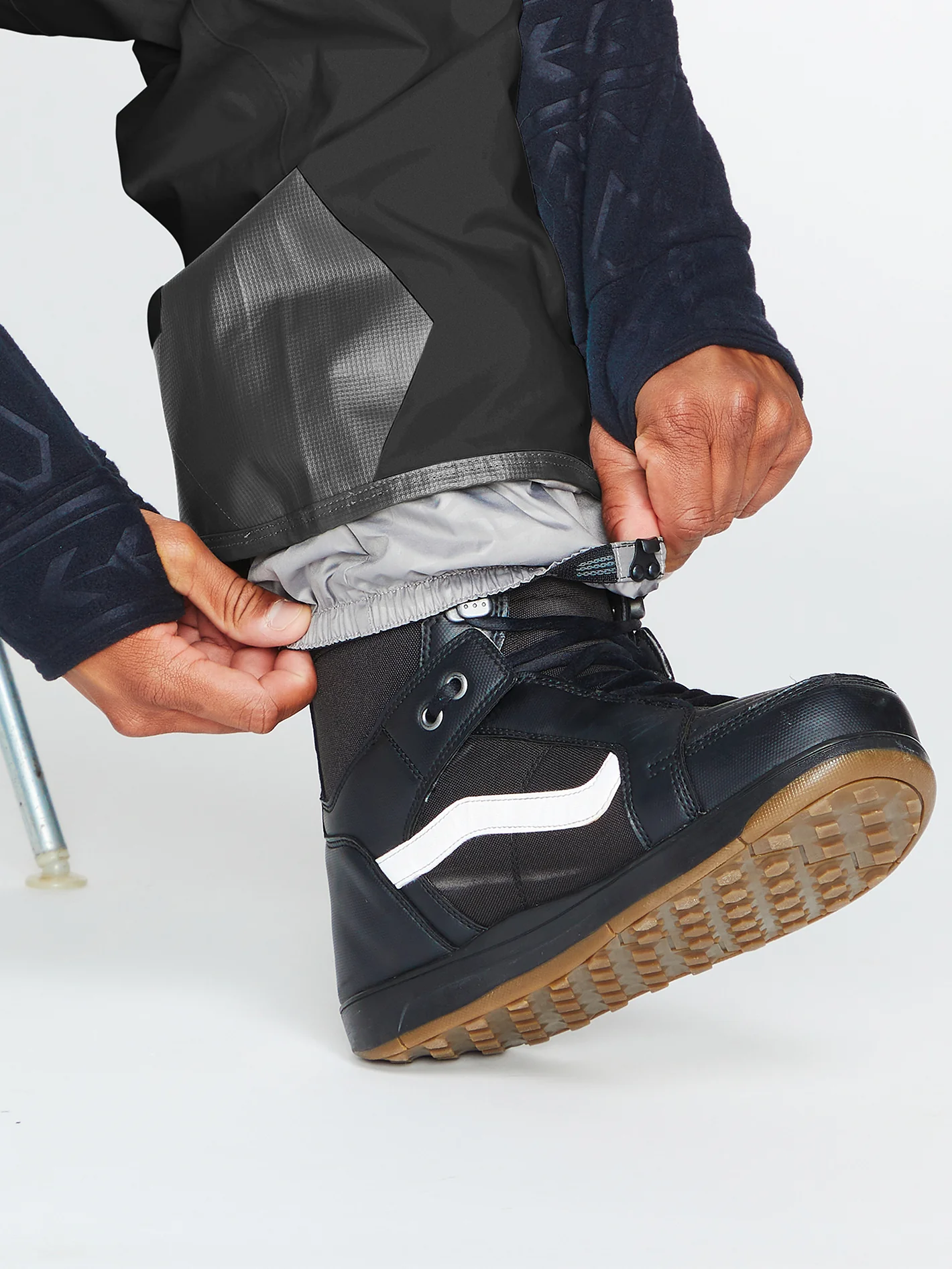Rain Gore-Tex Bib Overall - Black - Image 28