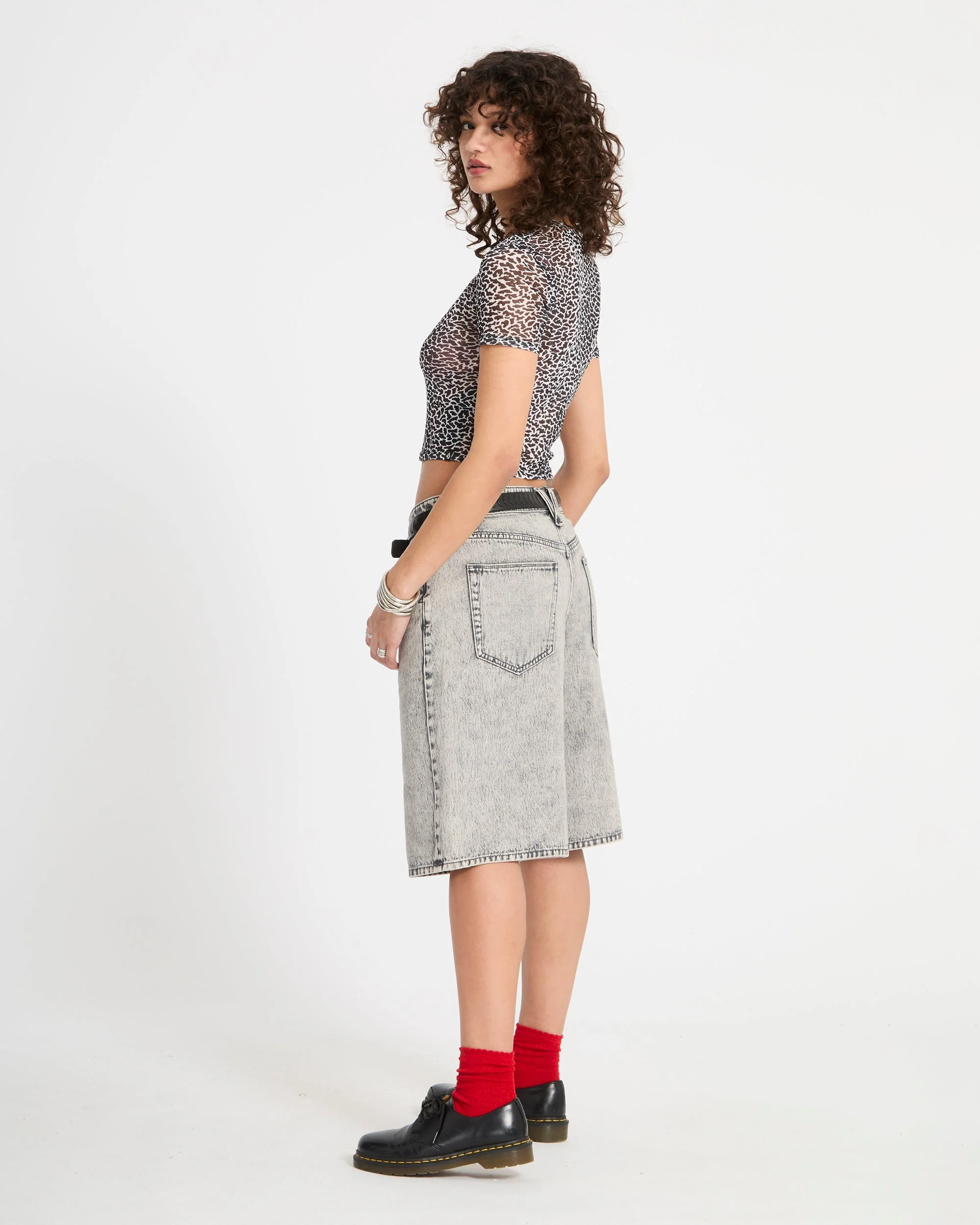 Rawly Knit Mesh Top - Black White - Image 8