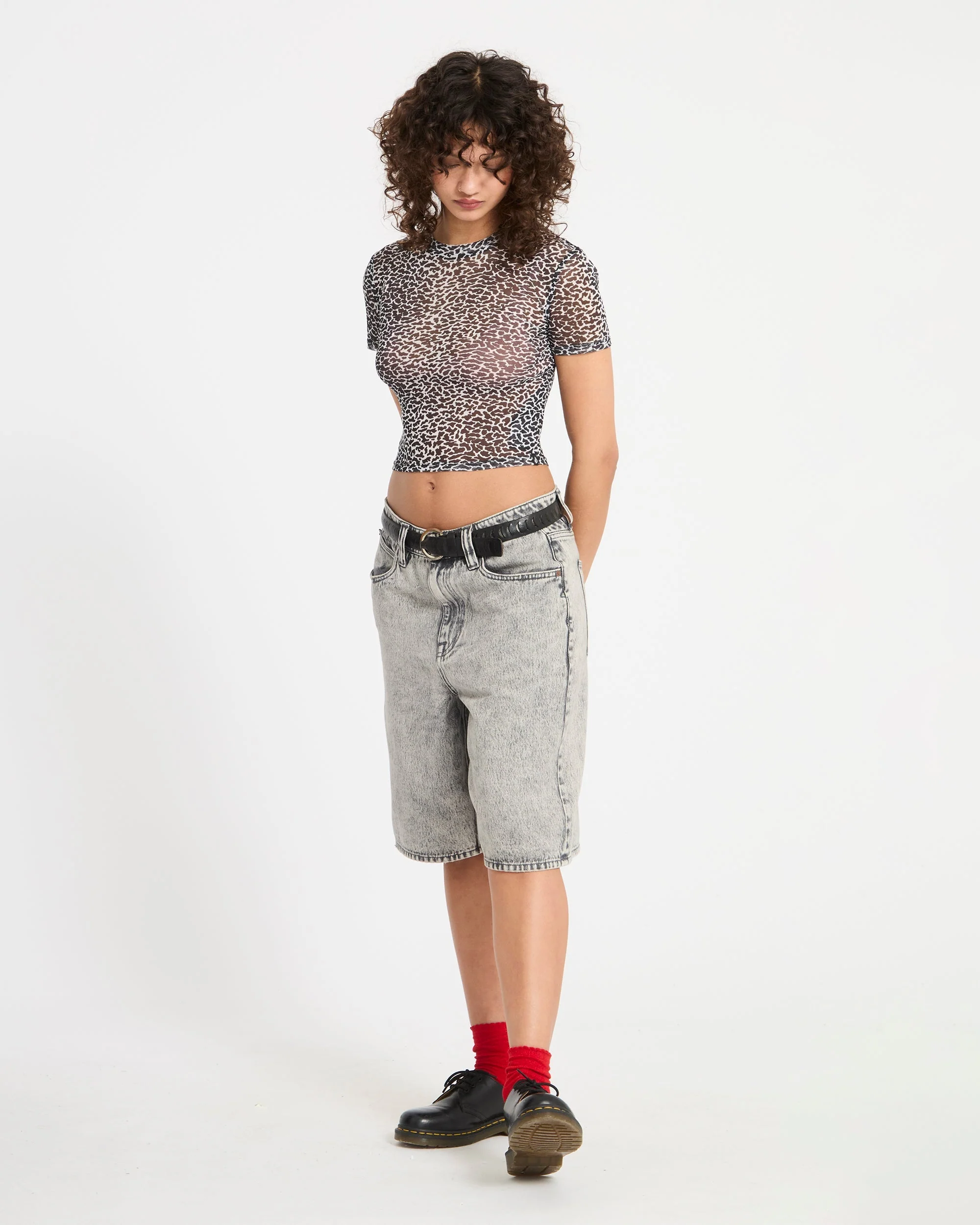 Rawly Knit Mesh Top - Black White - Image 9