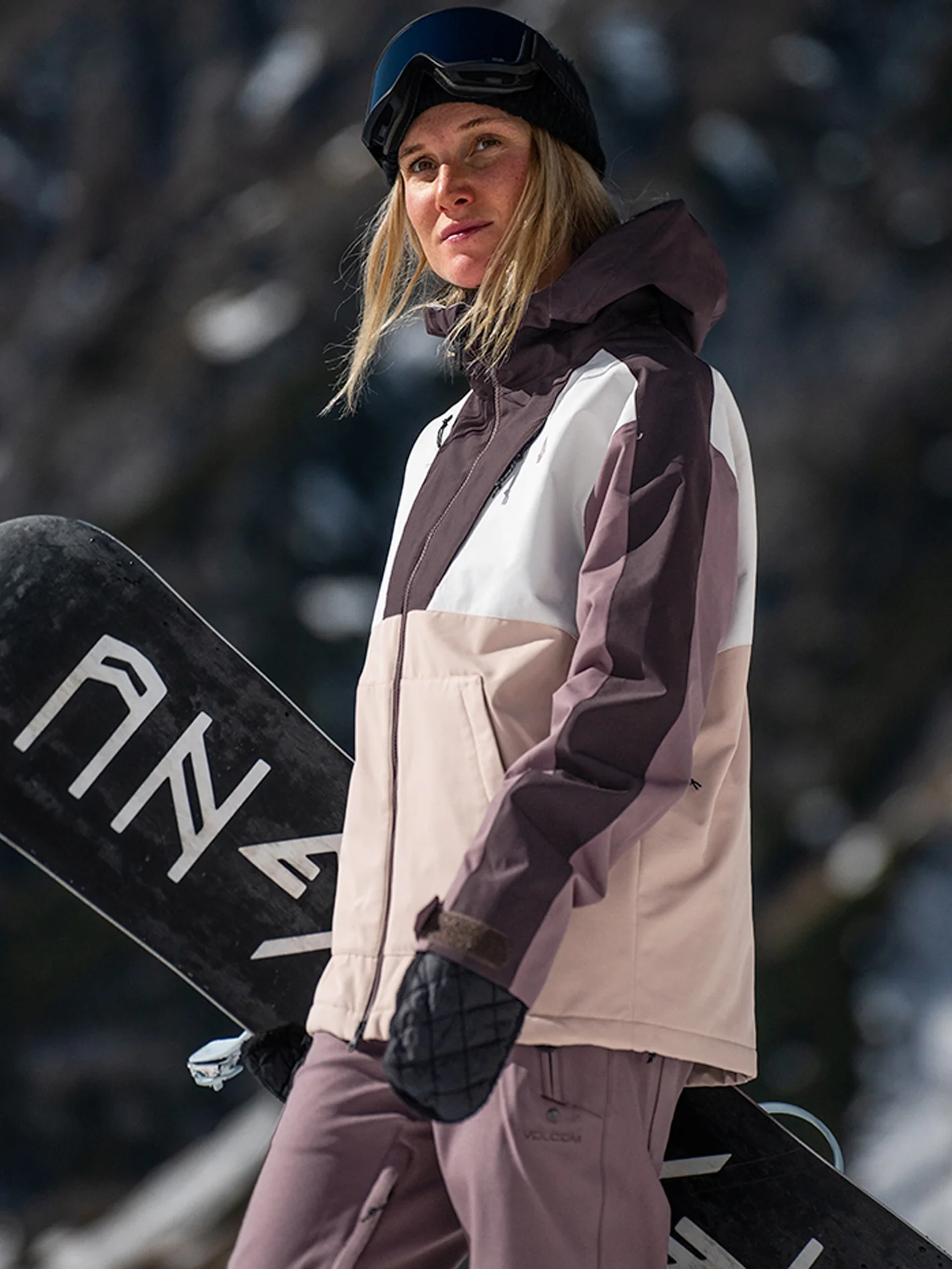 Rossland Insulated Jacket - Sand - Image 6