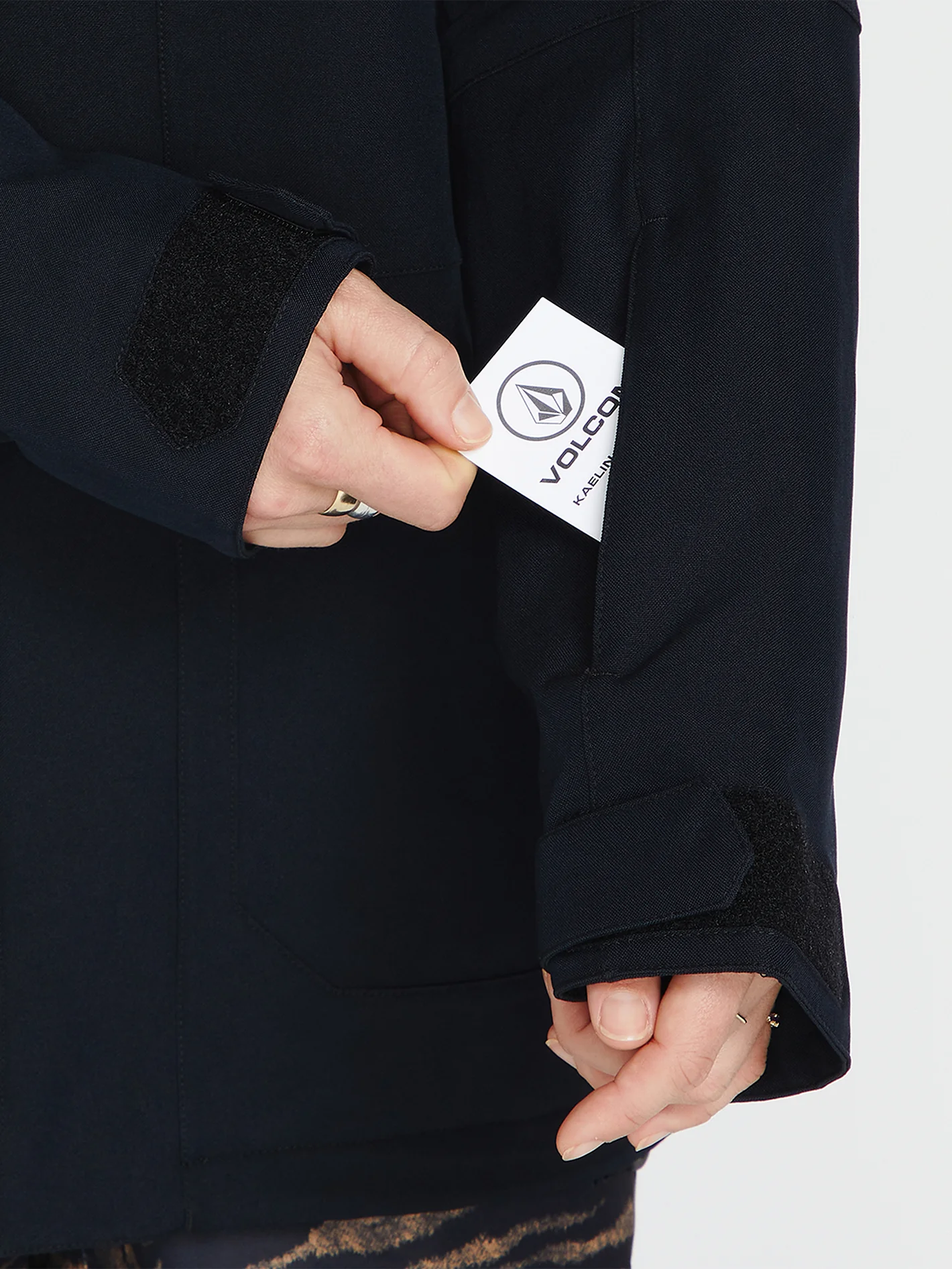 Shadow Insulated Jacket - Black - Image 11