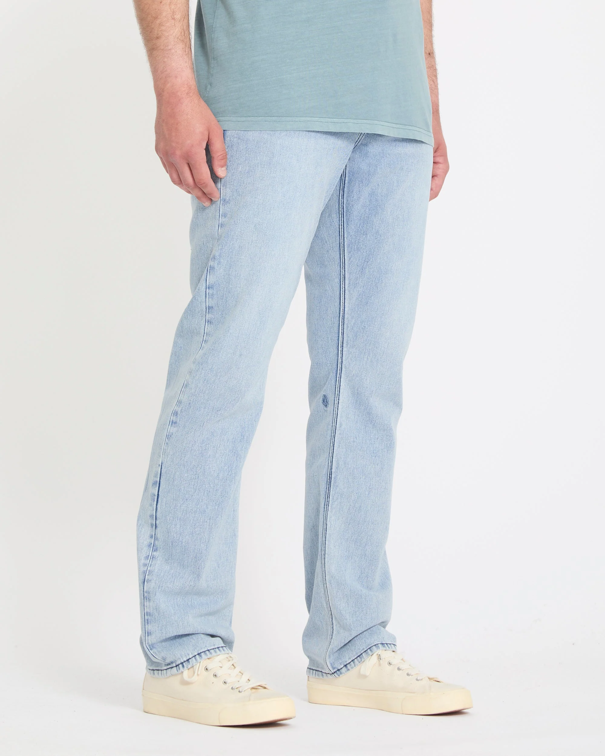 Solver Jeans - Worn Light Blue - Image 4