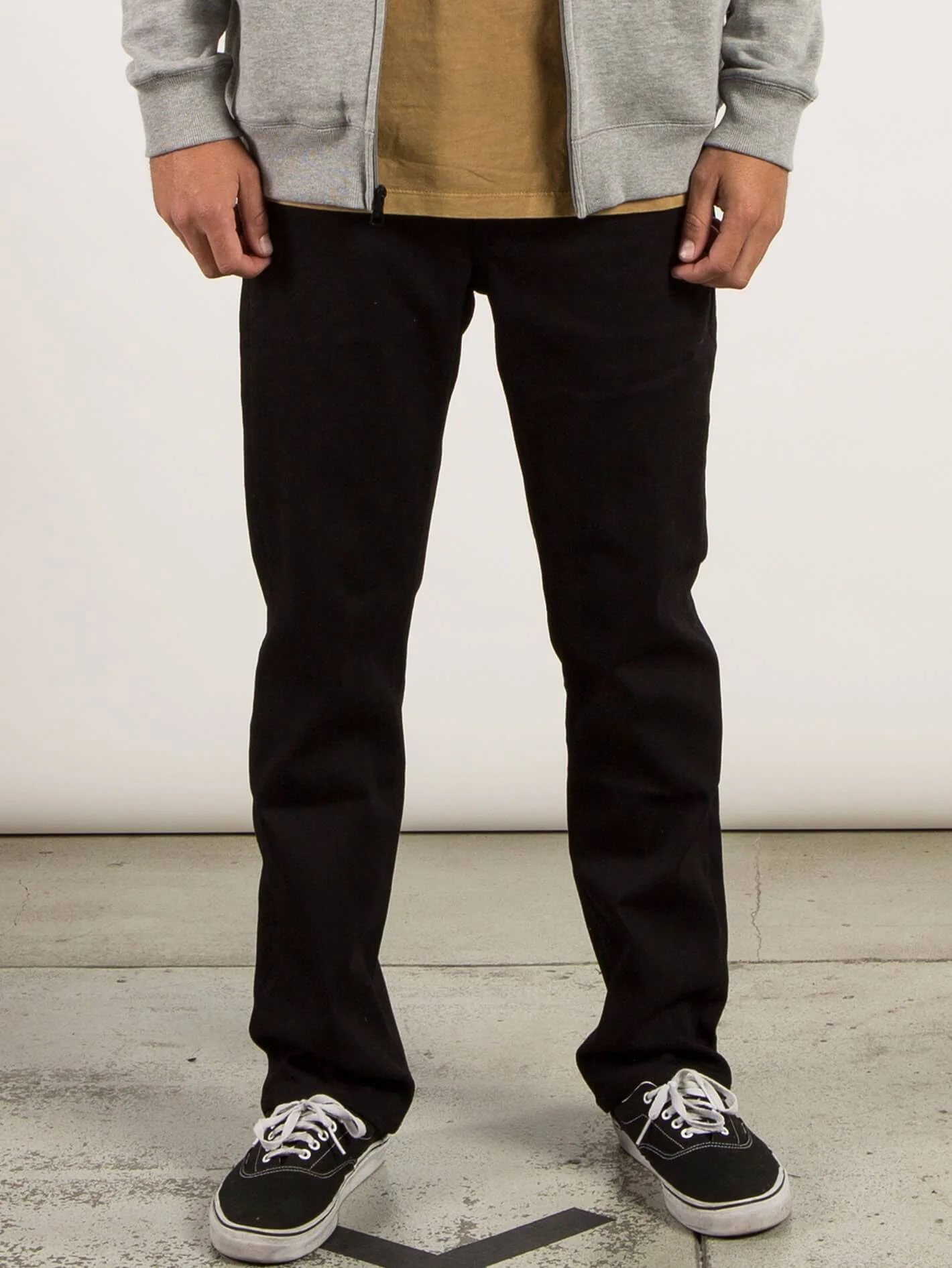 Solver Modern Fit Jeans - Black On Black - Image 2