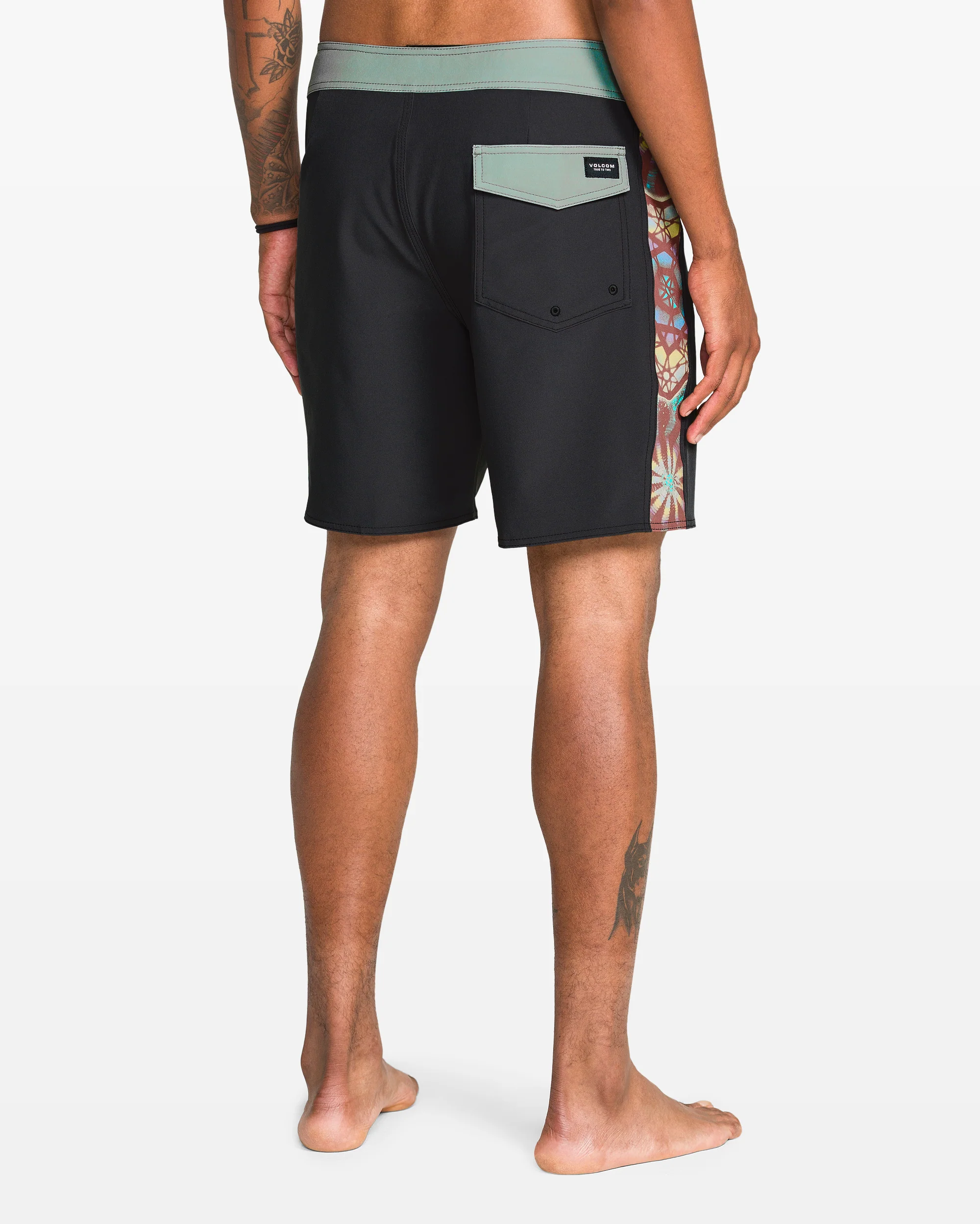 Star Shields Mod 18" Boardshort - Stealth - Image 2