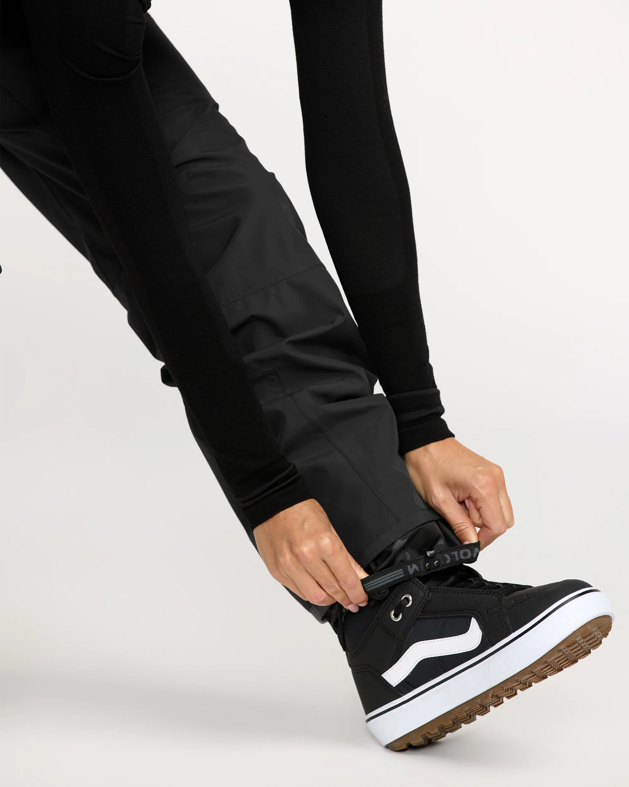 Stone Mica 20K Trousers - Black - Image 6