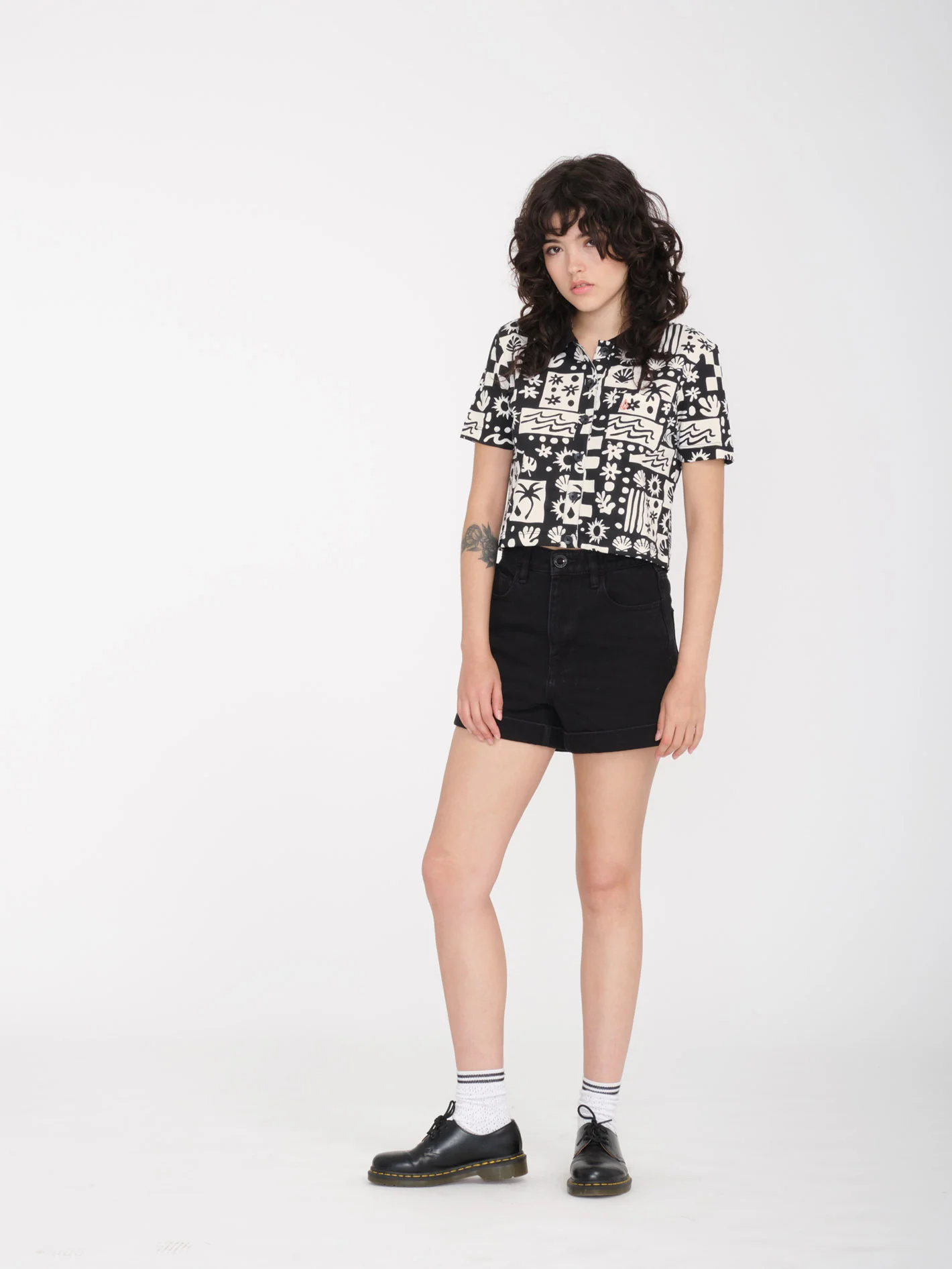 Sunny Wild Polo - BLACK - Image 4