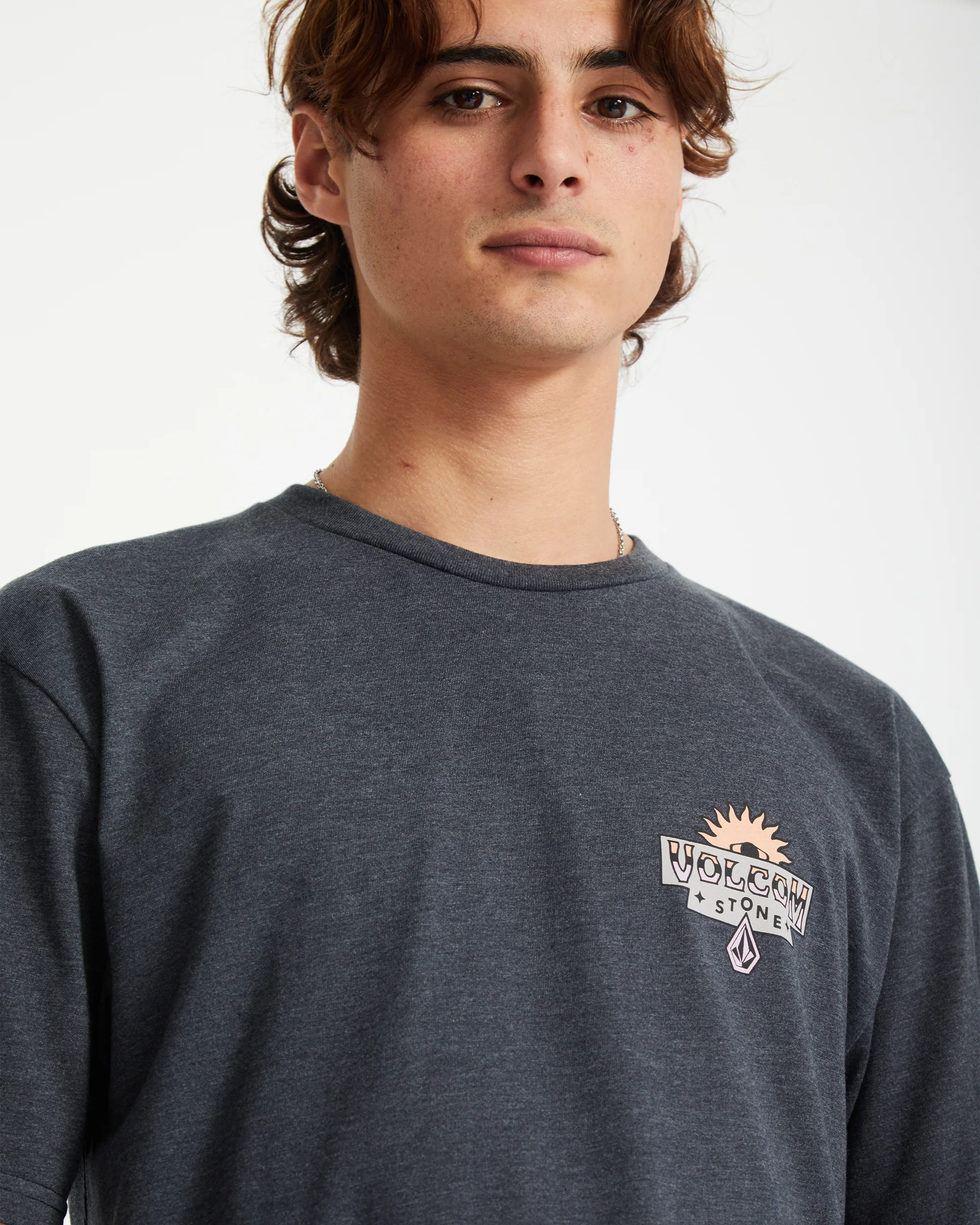 Sure Thing T-shirt - HEATHER BLACK - Image 5