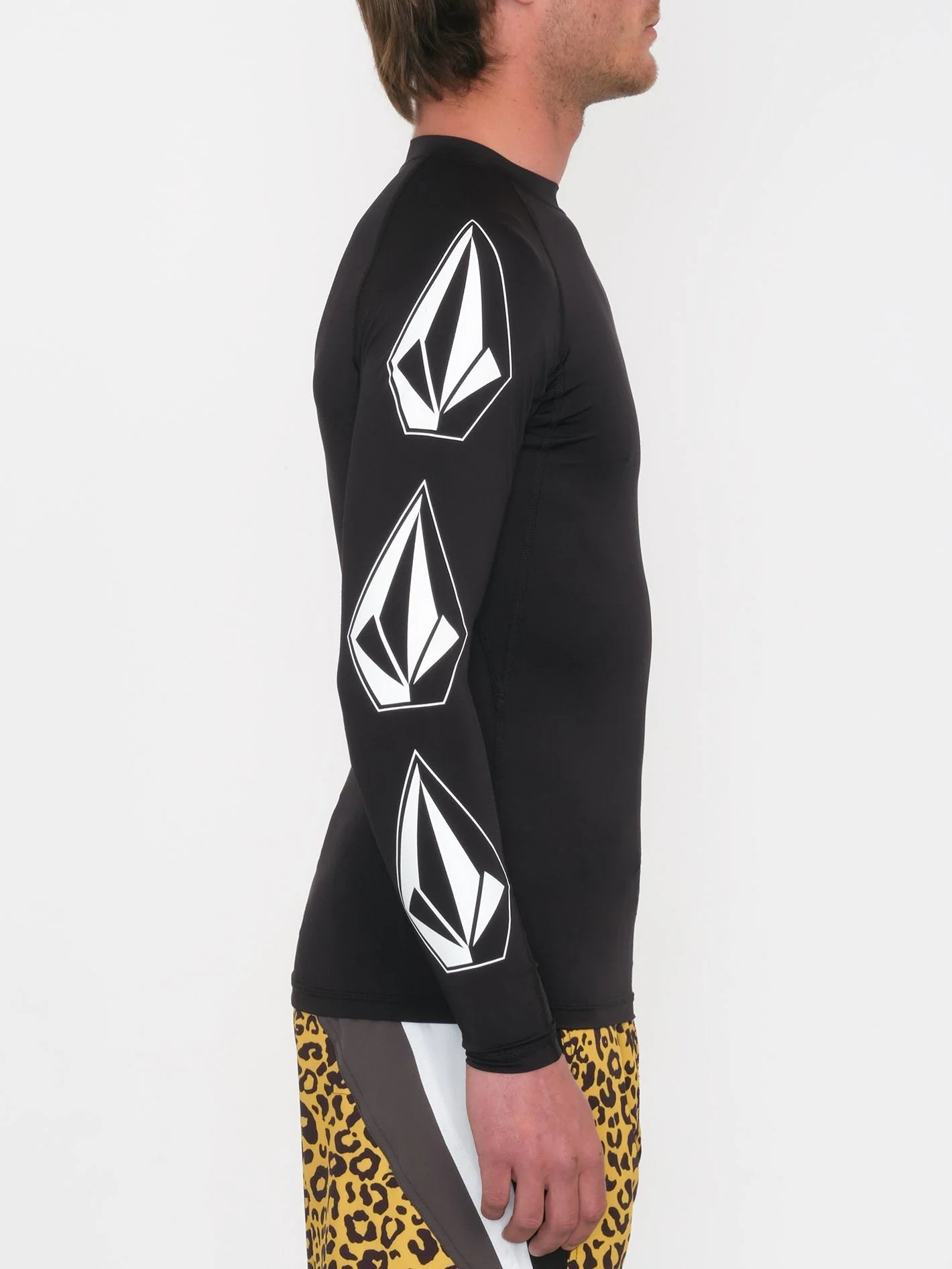 Surf Vitals J Robinson Thrashguard - BLACK - Image 4