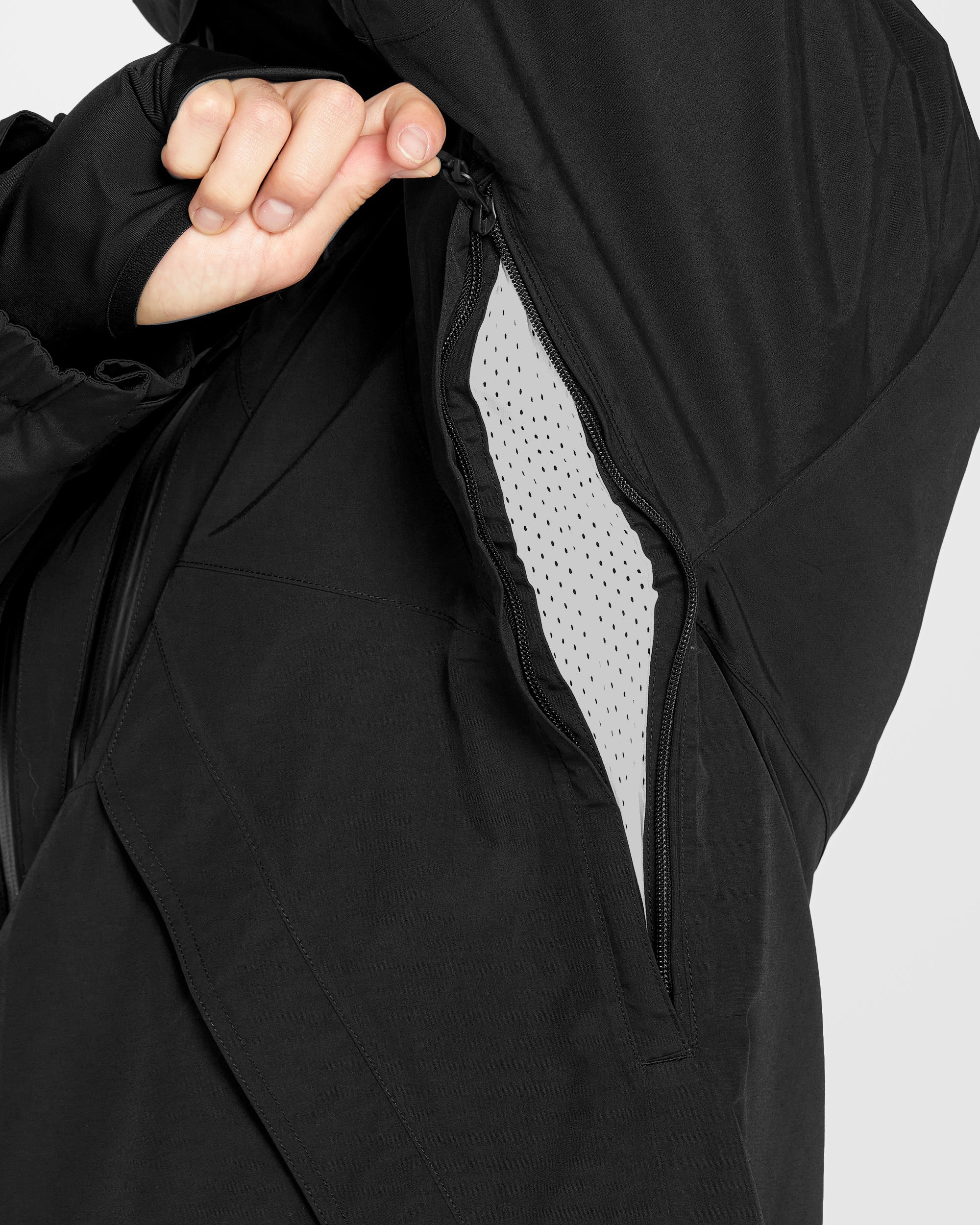 Tds 2L Gore-Tex Jacket - Black - Image 8