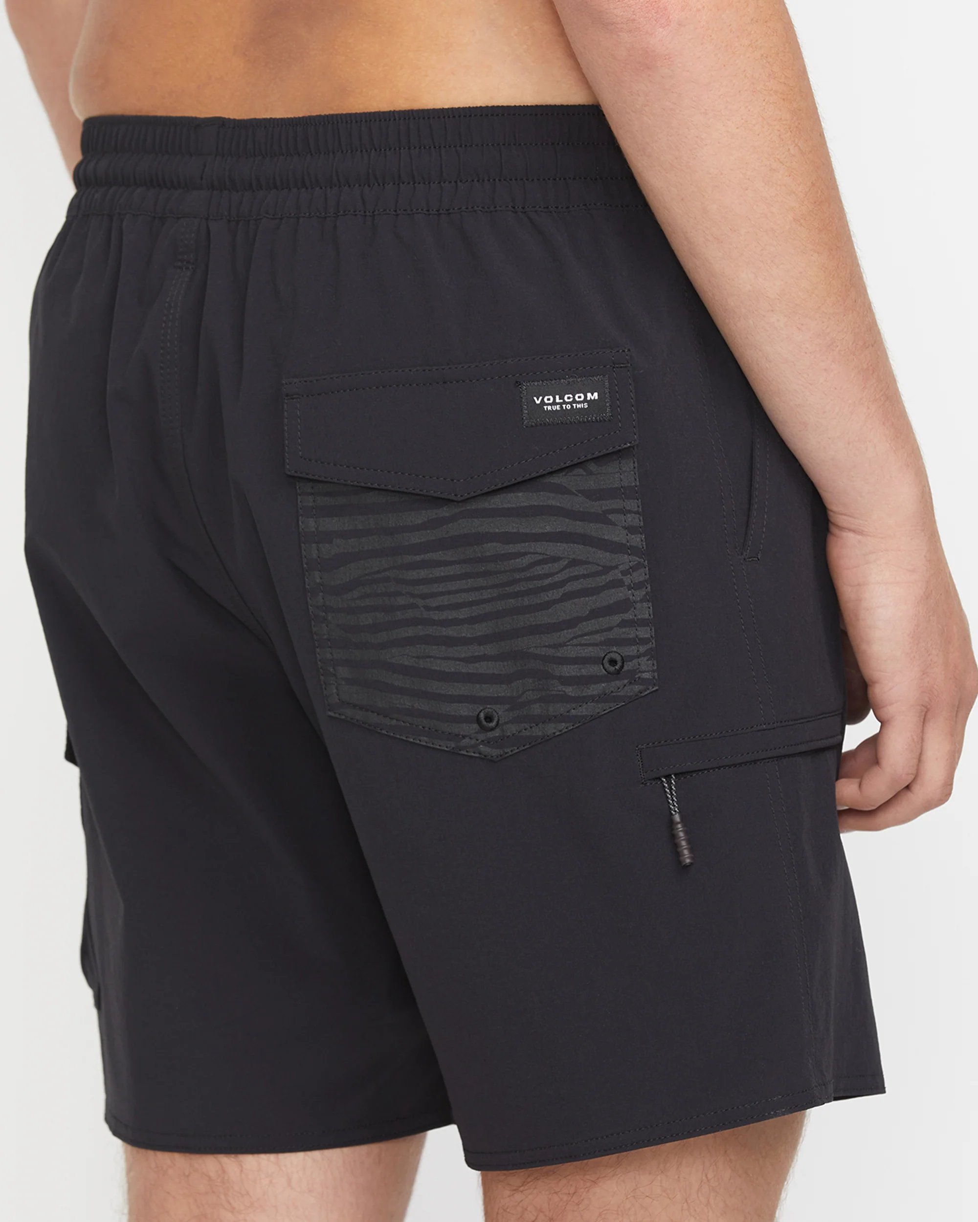 Truly Liberators 17" Boardshort - BLACK - Image 4