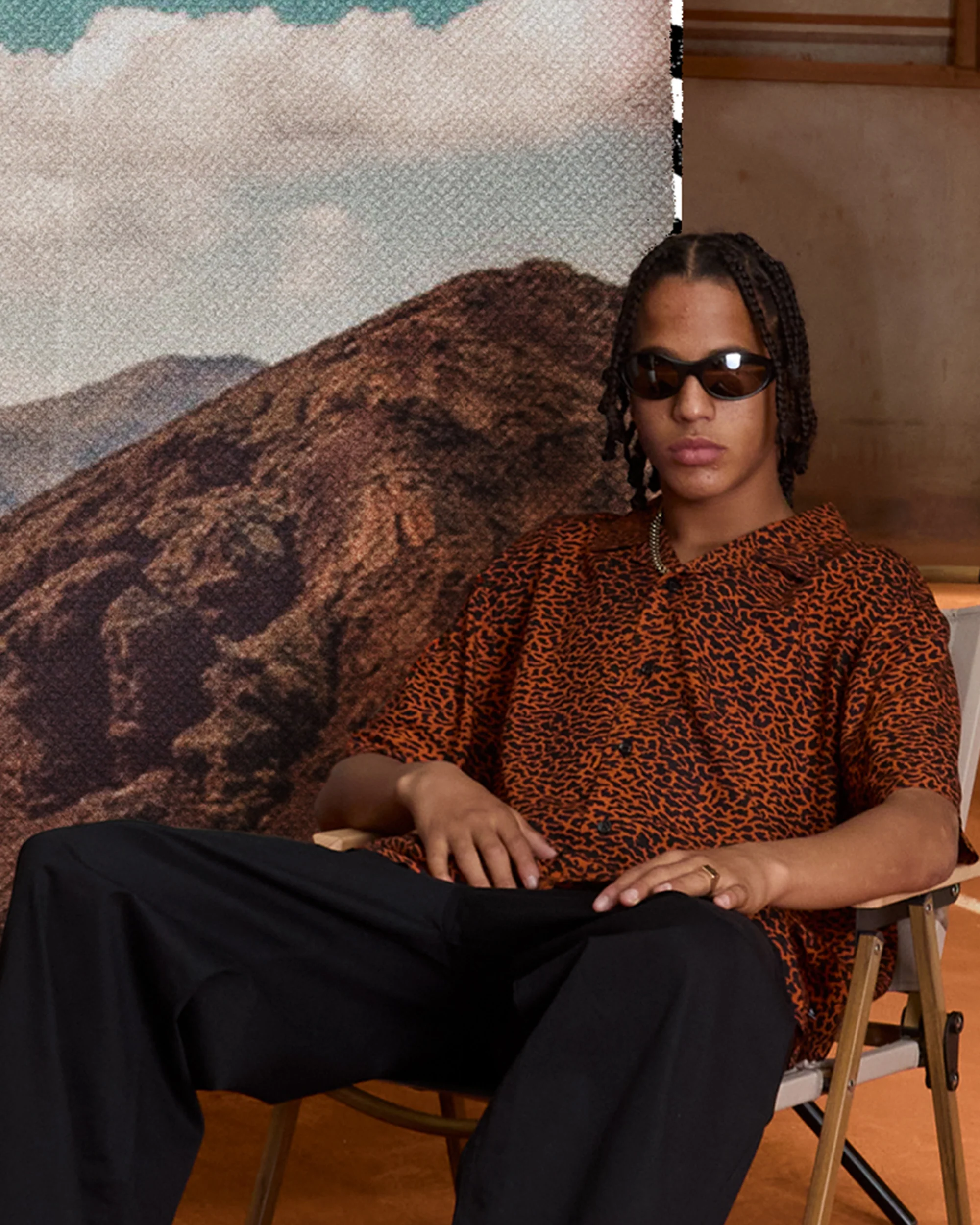 Utopias Print Shirt - Brown Horn - Image 5