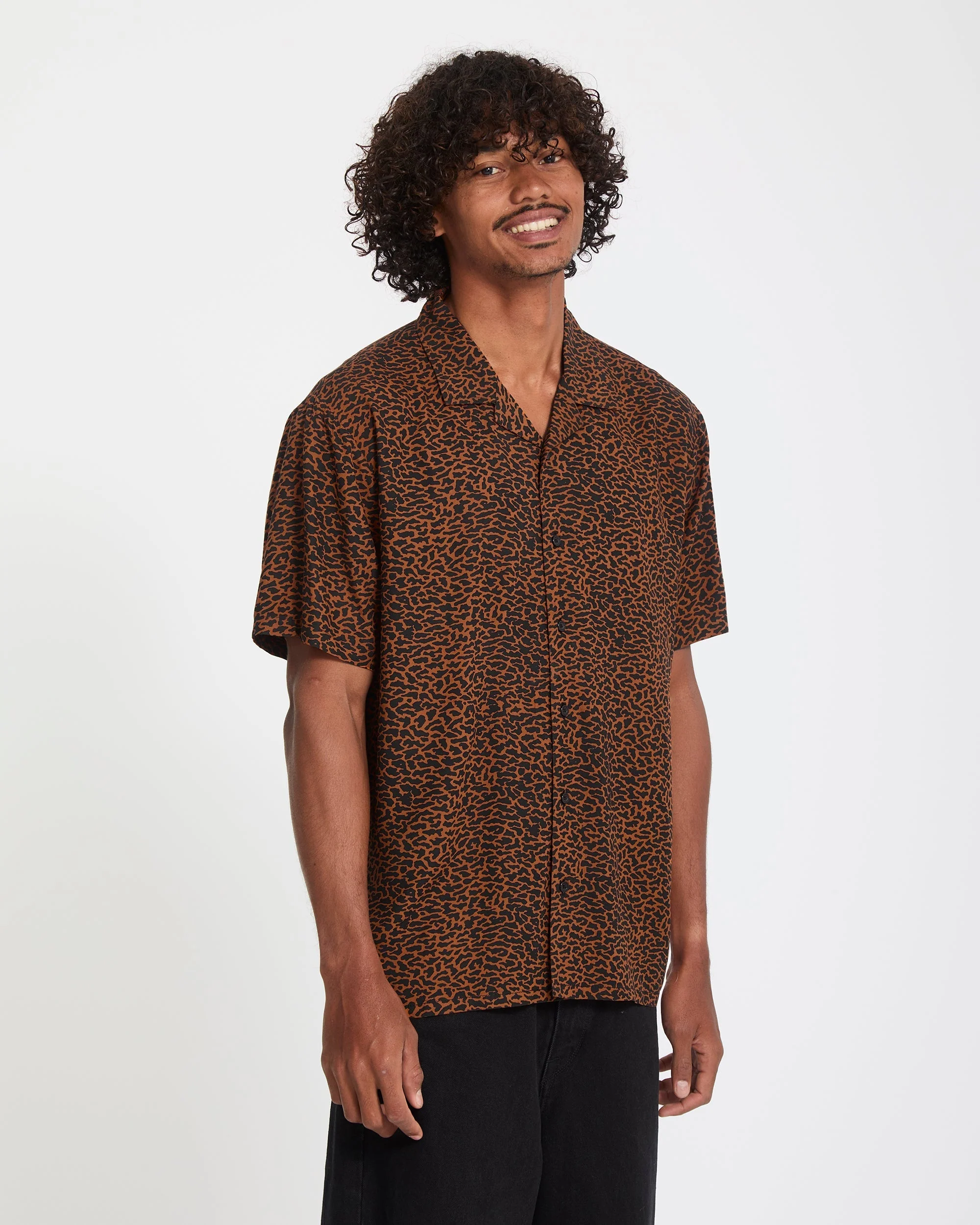 Utopias Print Shirt - Brown Horn - Image 6