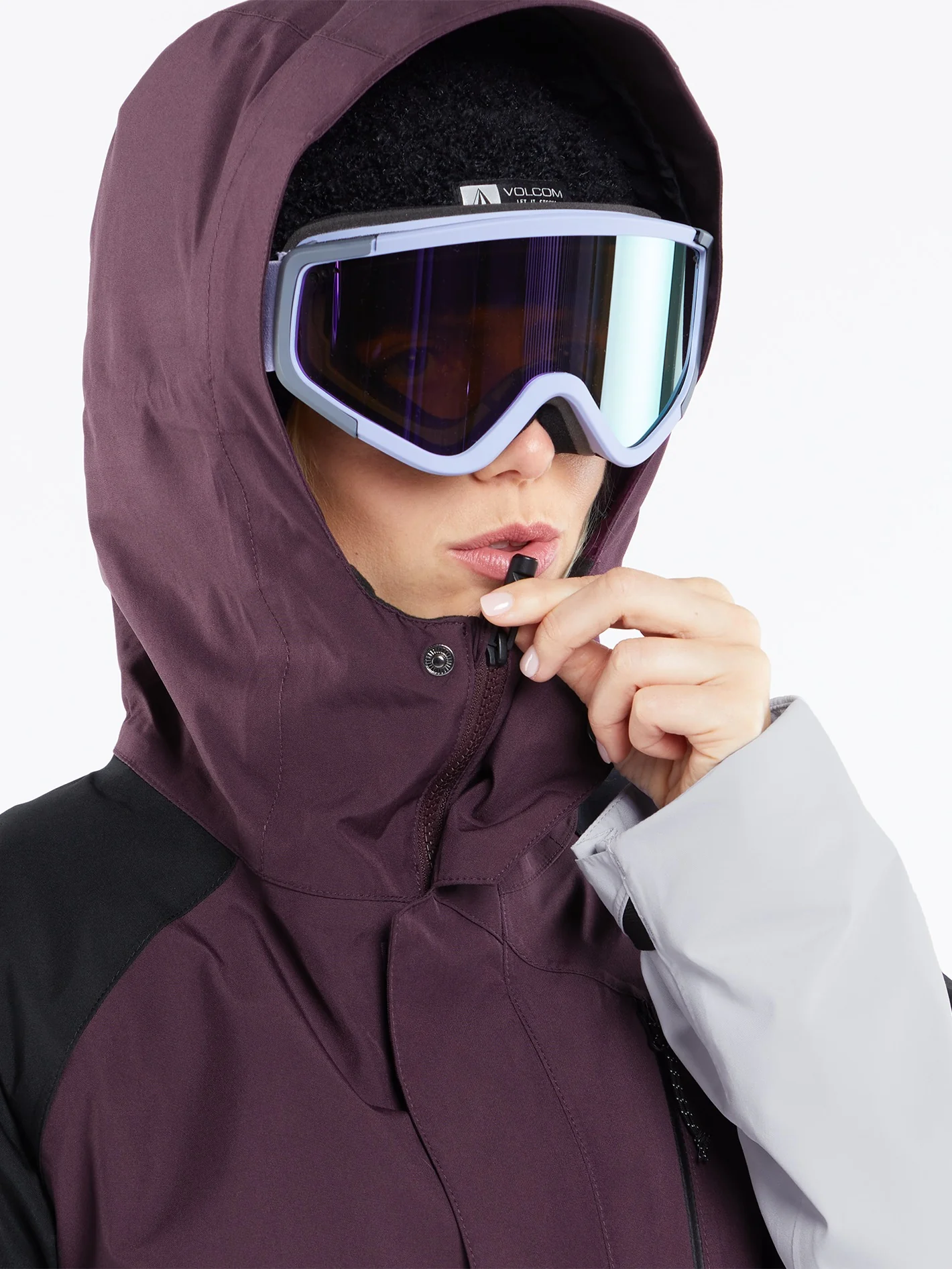 V.Co Aris Gore-Tex Jacket - BLACKBERRY - Image 4