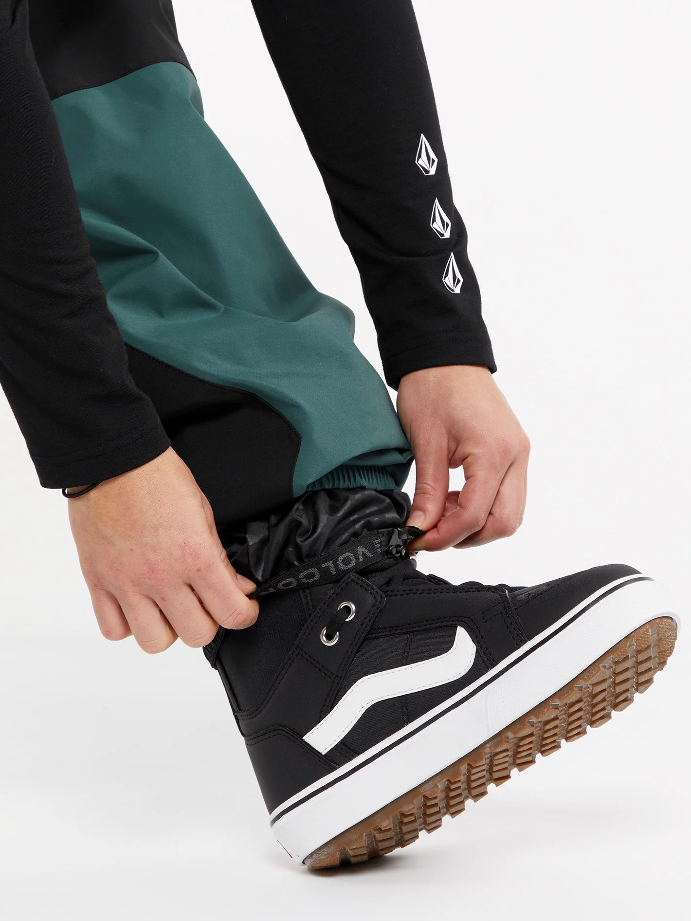 V.Co At Stretch Gore-Tex Trousers - BALSAM - Image 4