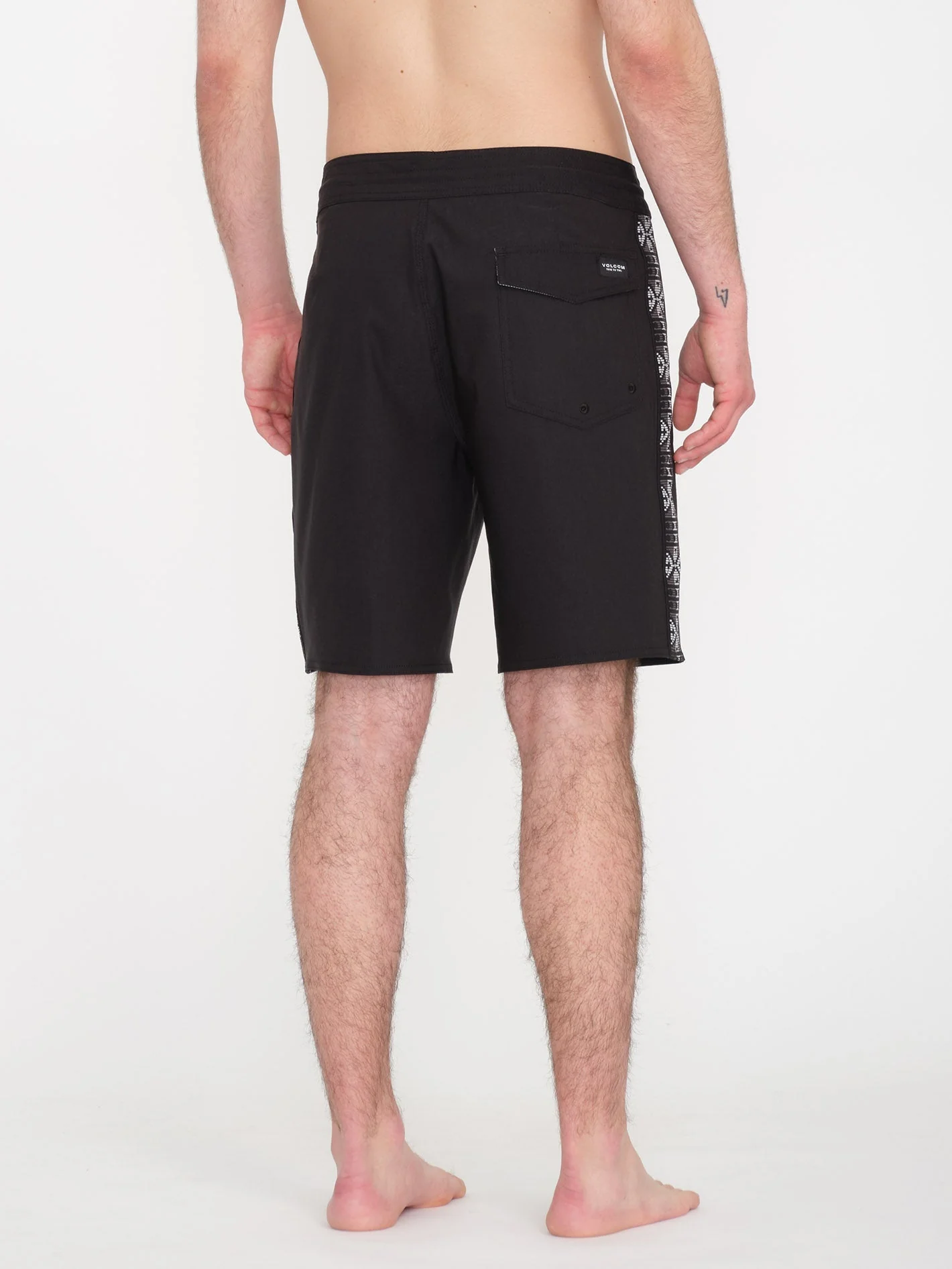 V Ent Hockey Dad Stoney 19" Boardshort - BLACK - Image 2