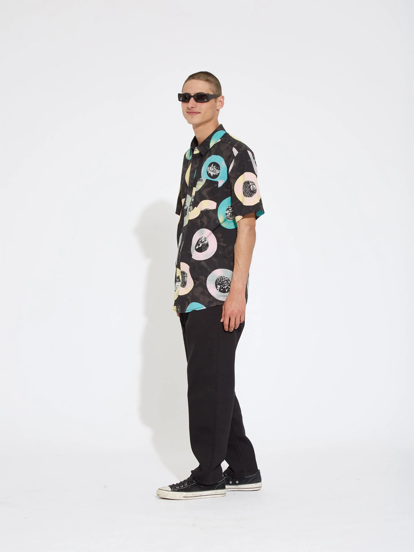 V Entertainment Shirt - BLACK - Image 6
