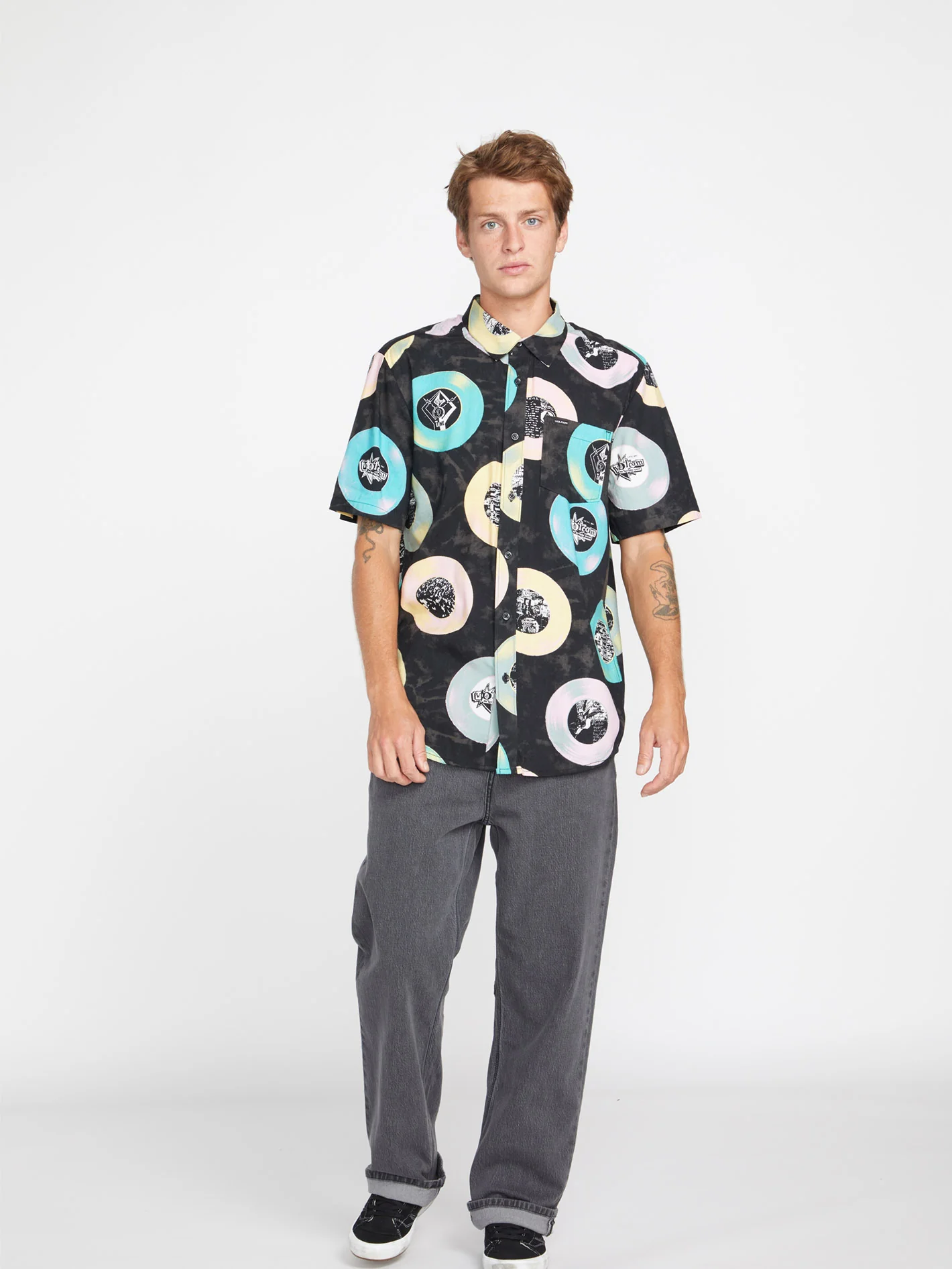 V Entertainment Shirt - BLACK - Image 8