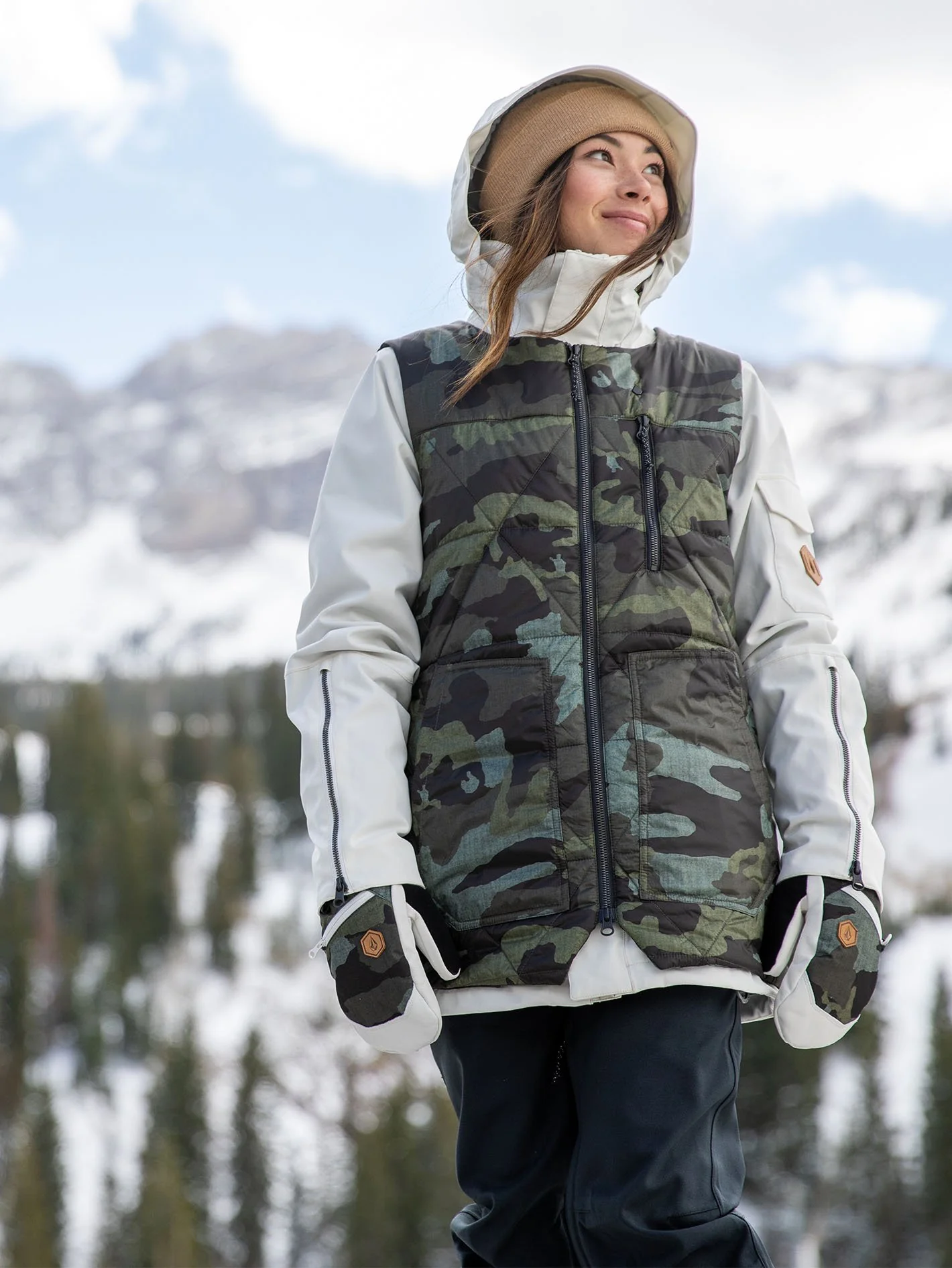 Vault 4-in-1 Jacket - Bone - Image 19