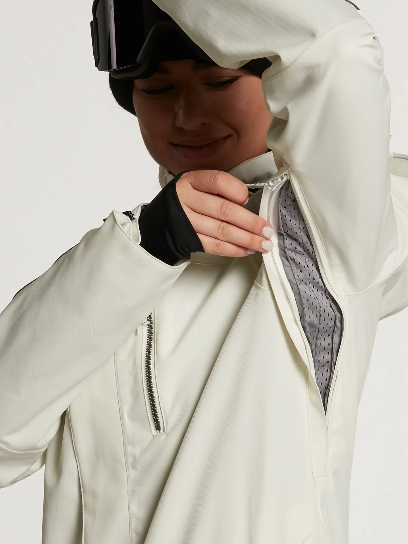Vault 4-in-1 Jacket - Bone - Image 9