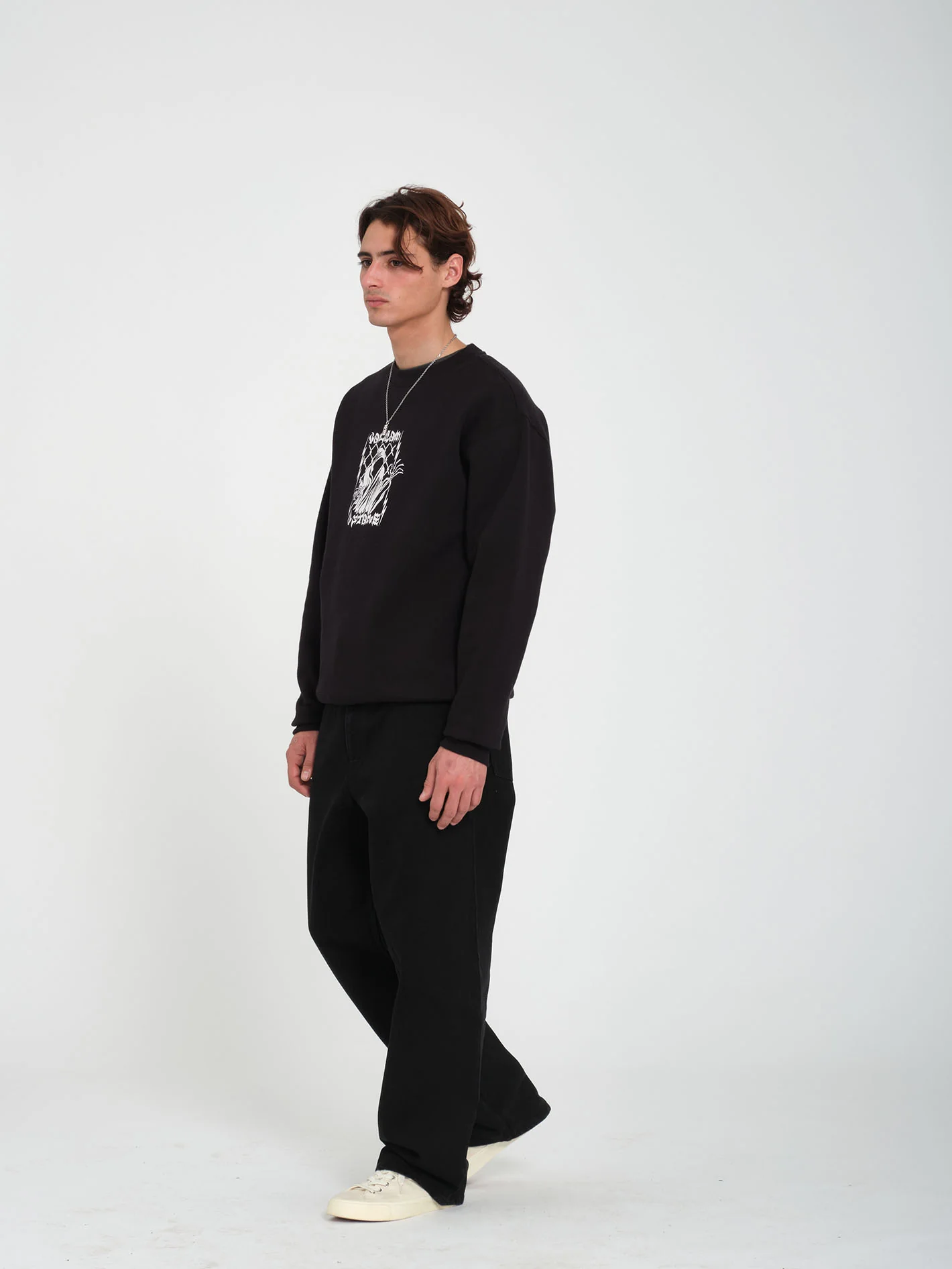 Watanite Sweatshirt - BLACK - Image 3