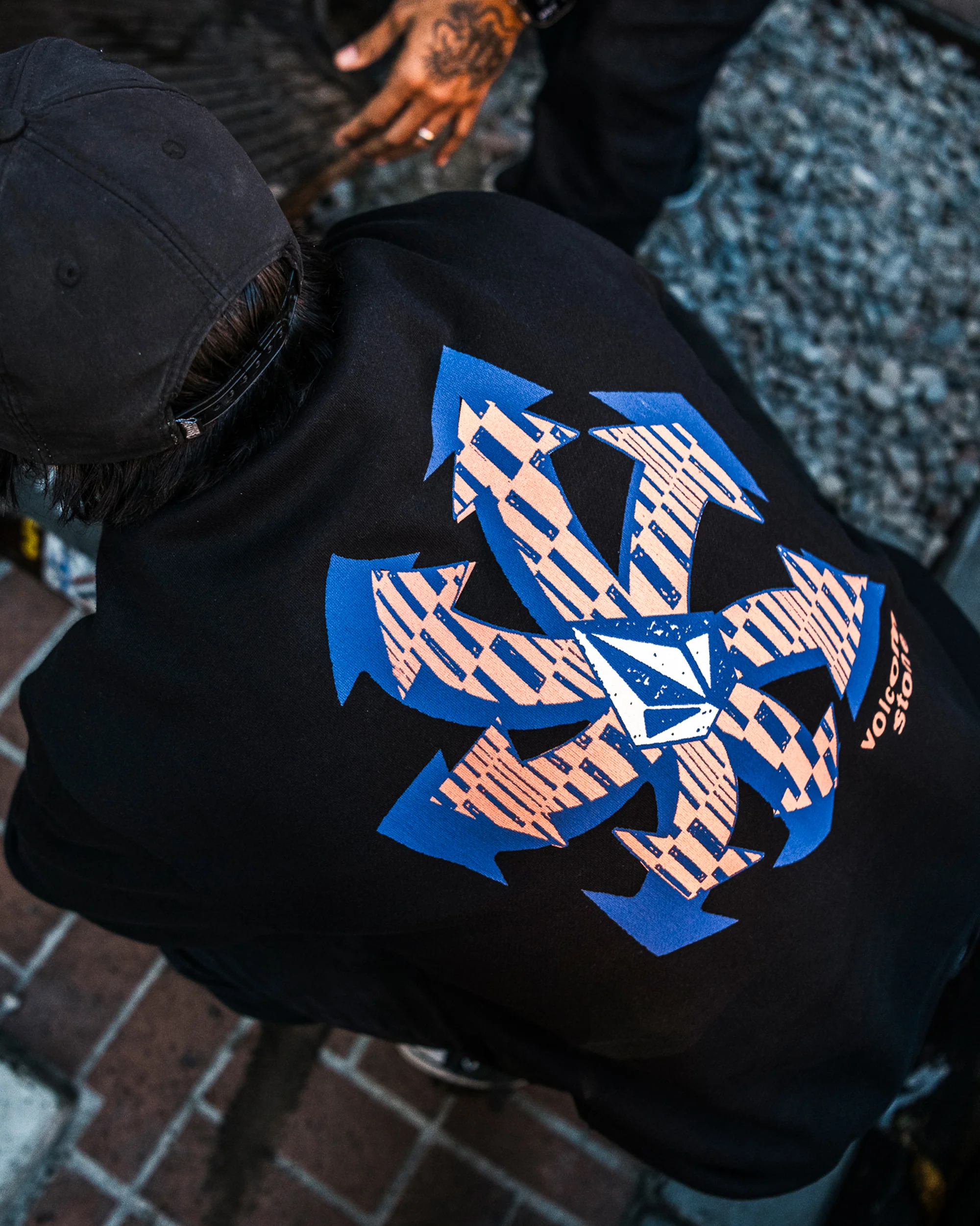 Watanite Sweatshirt - BLACK - Image 4