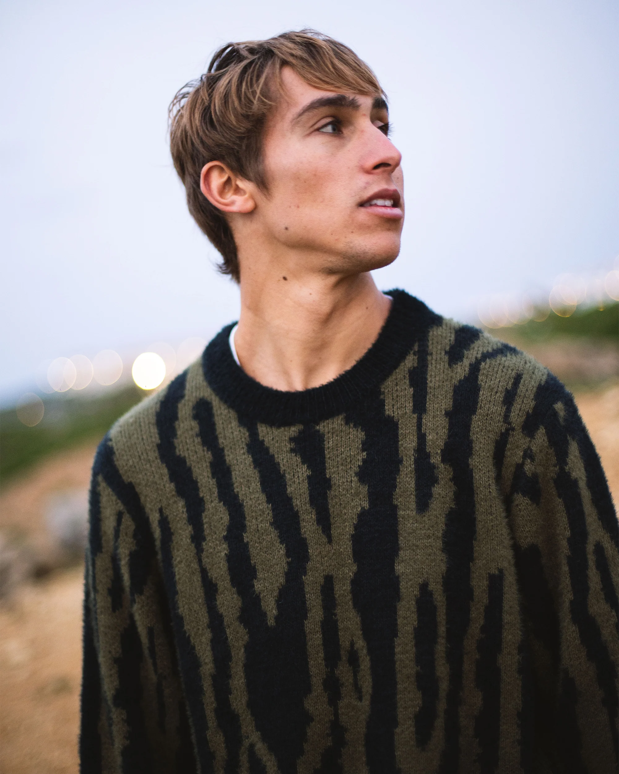 Wazermoon Sweater - Black - Image 5
