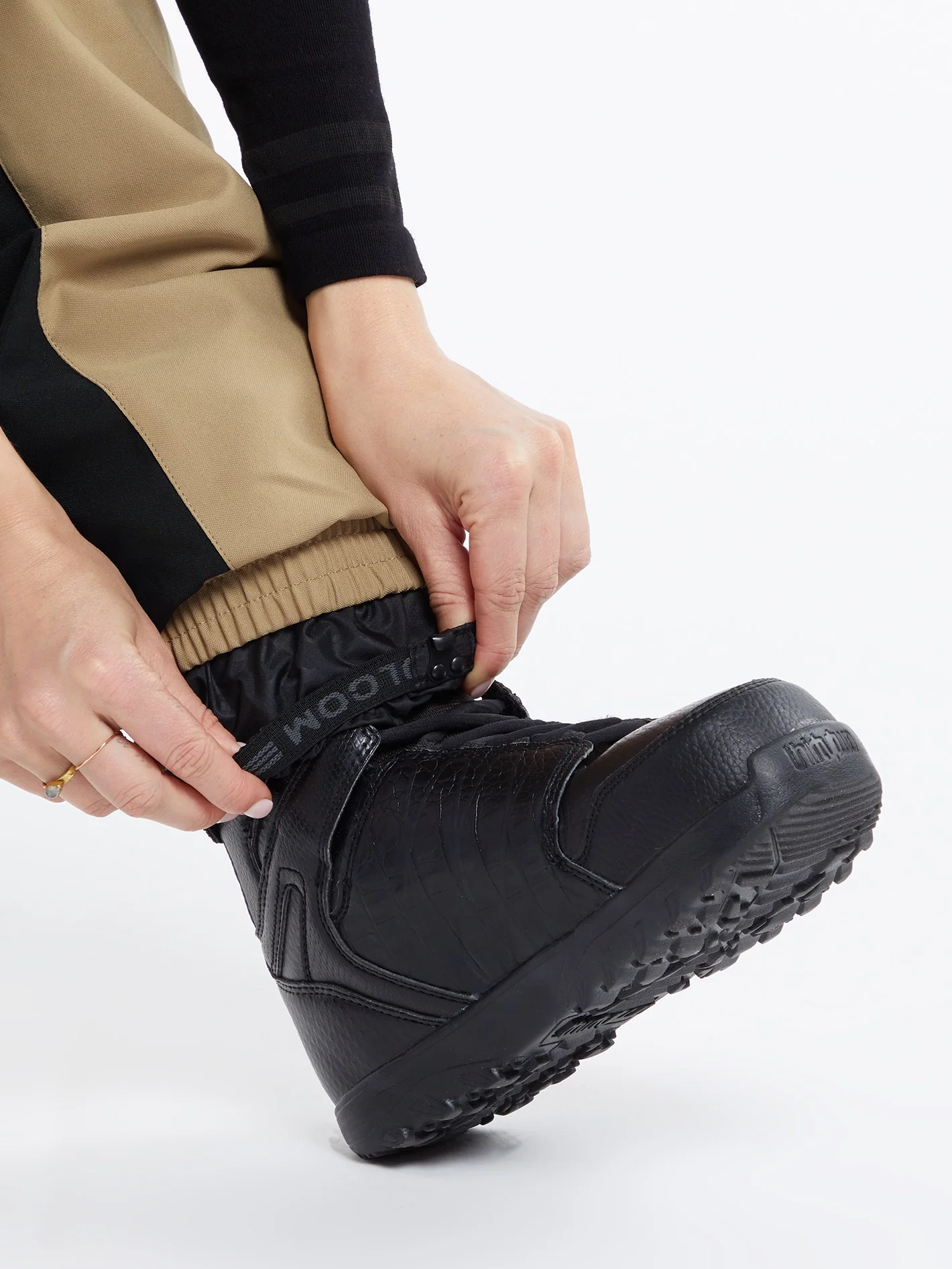 Wildling Trousers - DARK KHAKI - Image 4